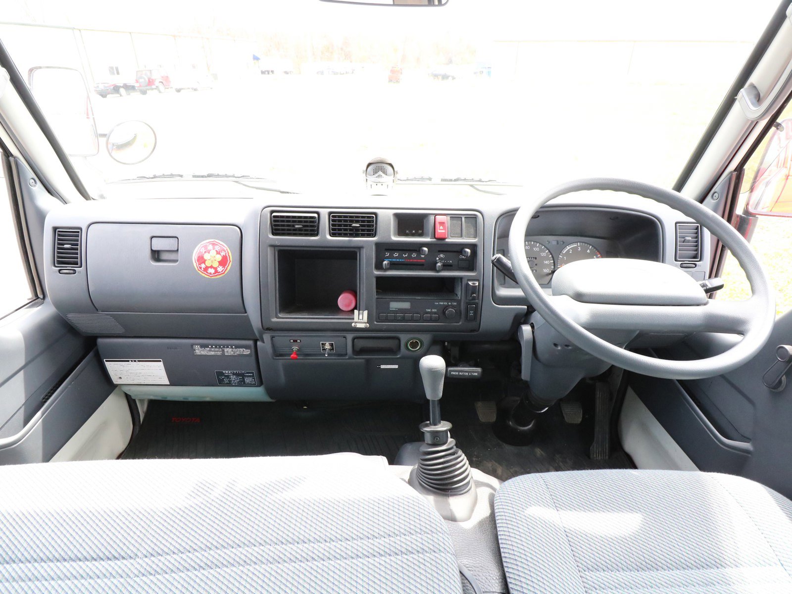 1998 Toyota Toyoace 43