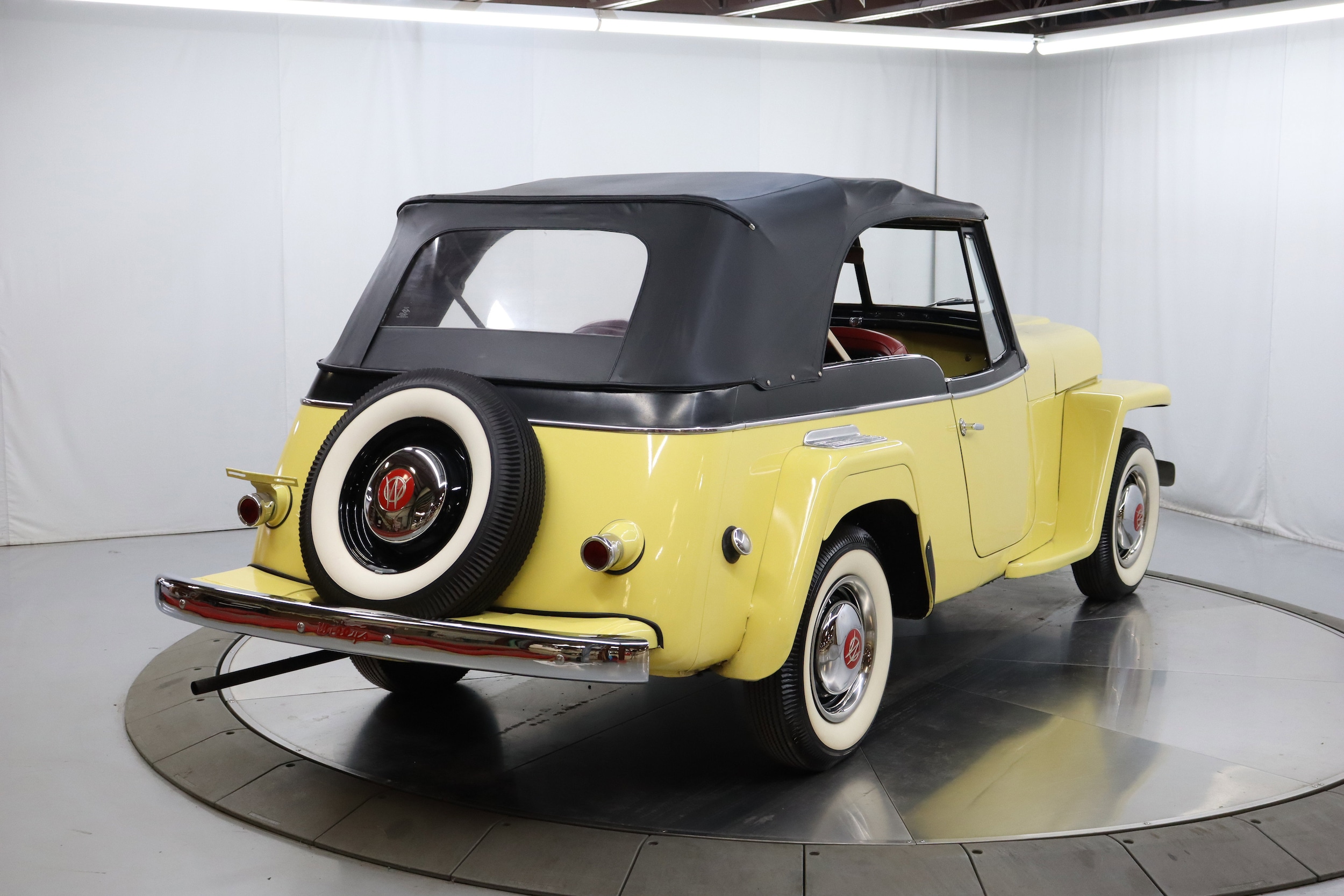 1950 Willys Jeepster 8