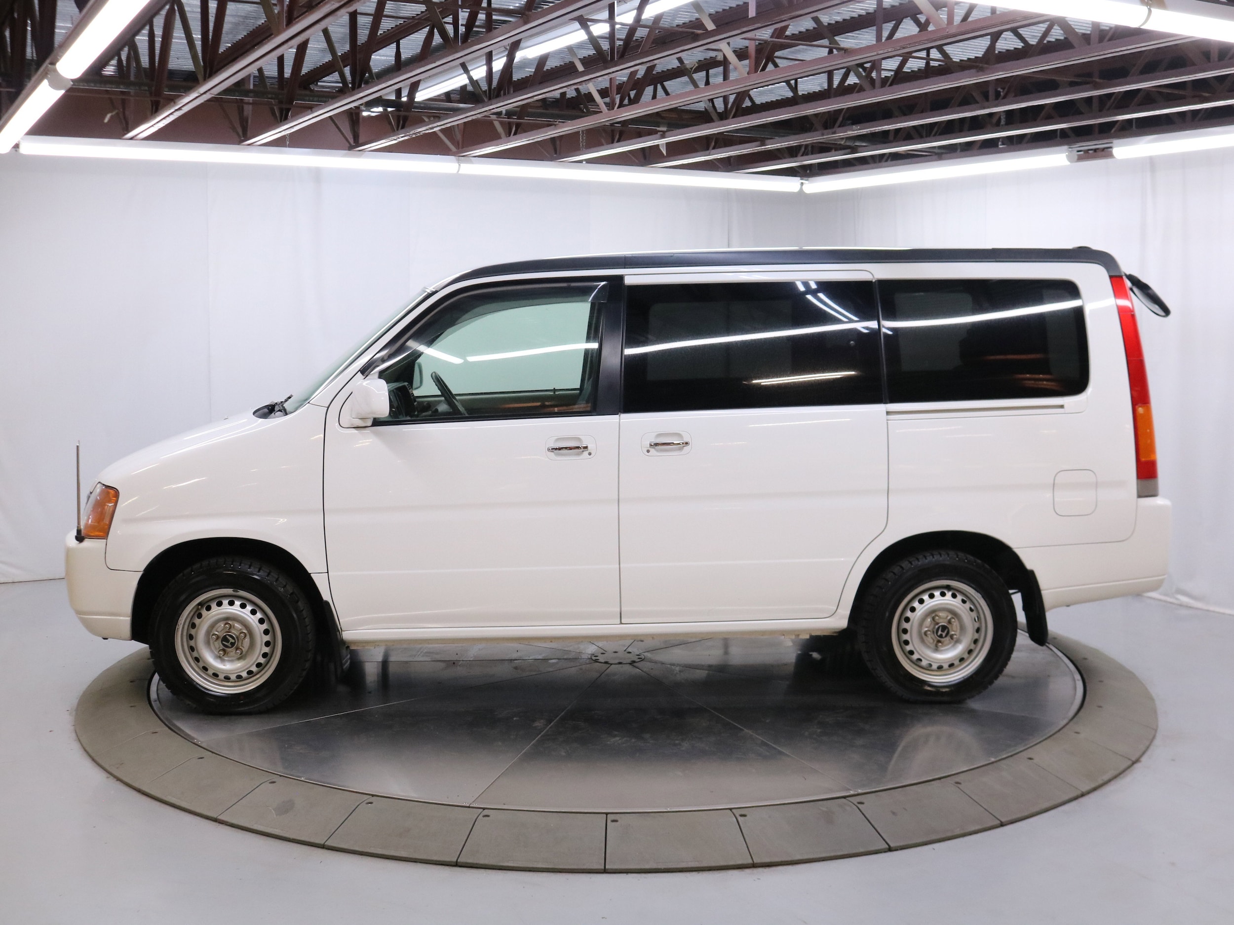 1998 Honda Stepwgn 4