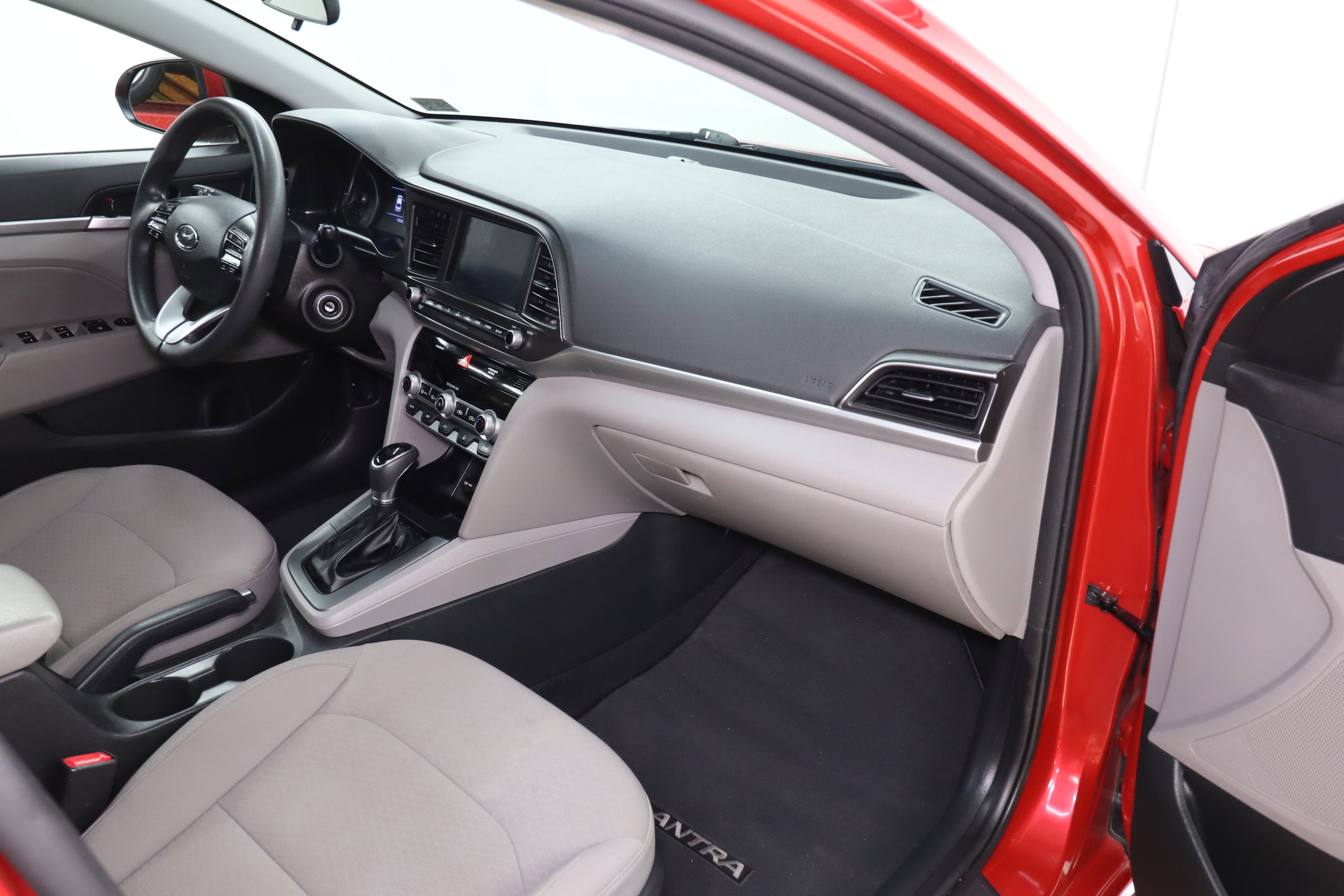 2020 Hyundai Elantra 15