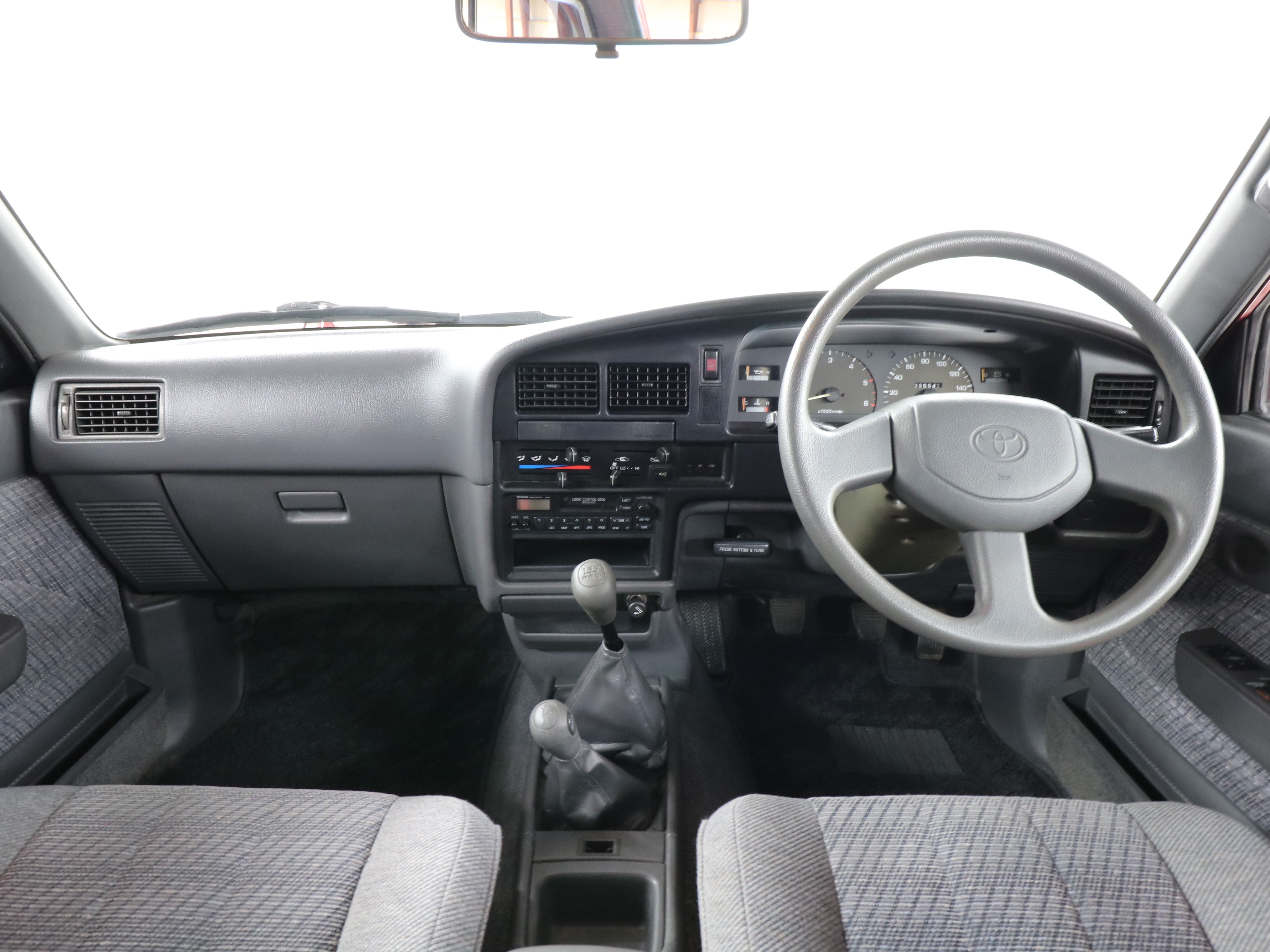1992 Toyota Hilux 41