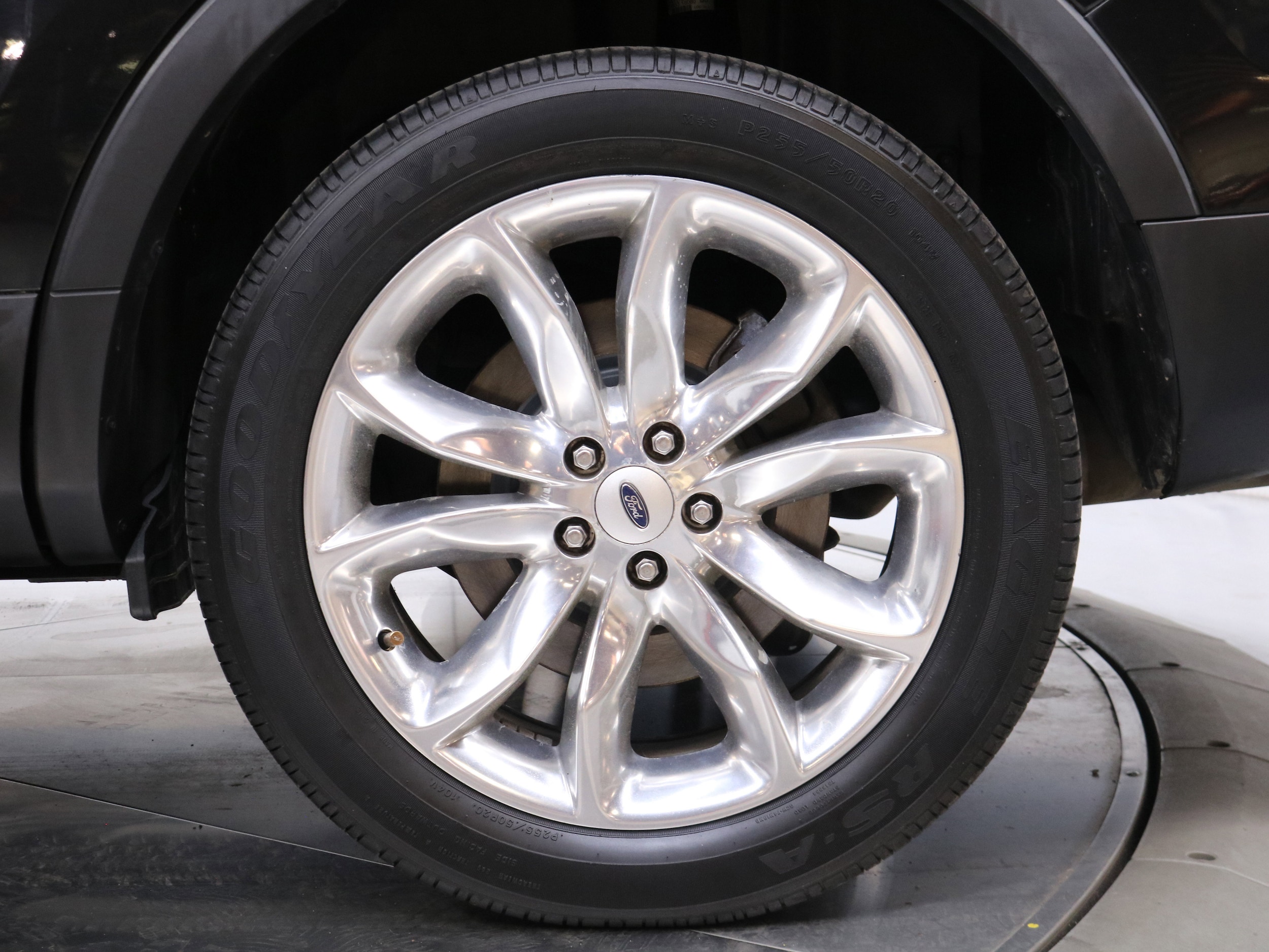 2015 Ford Explorer 35