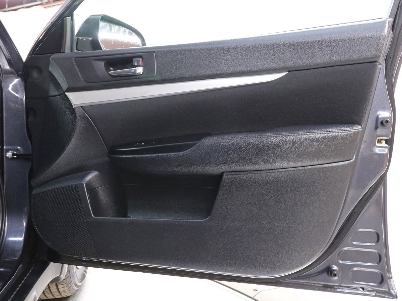 2012 Subaru Outback 21