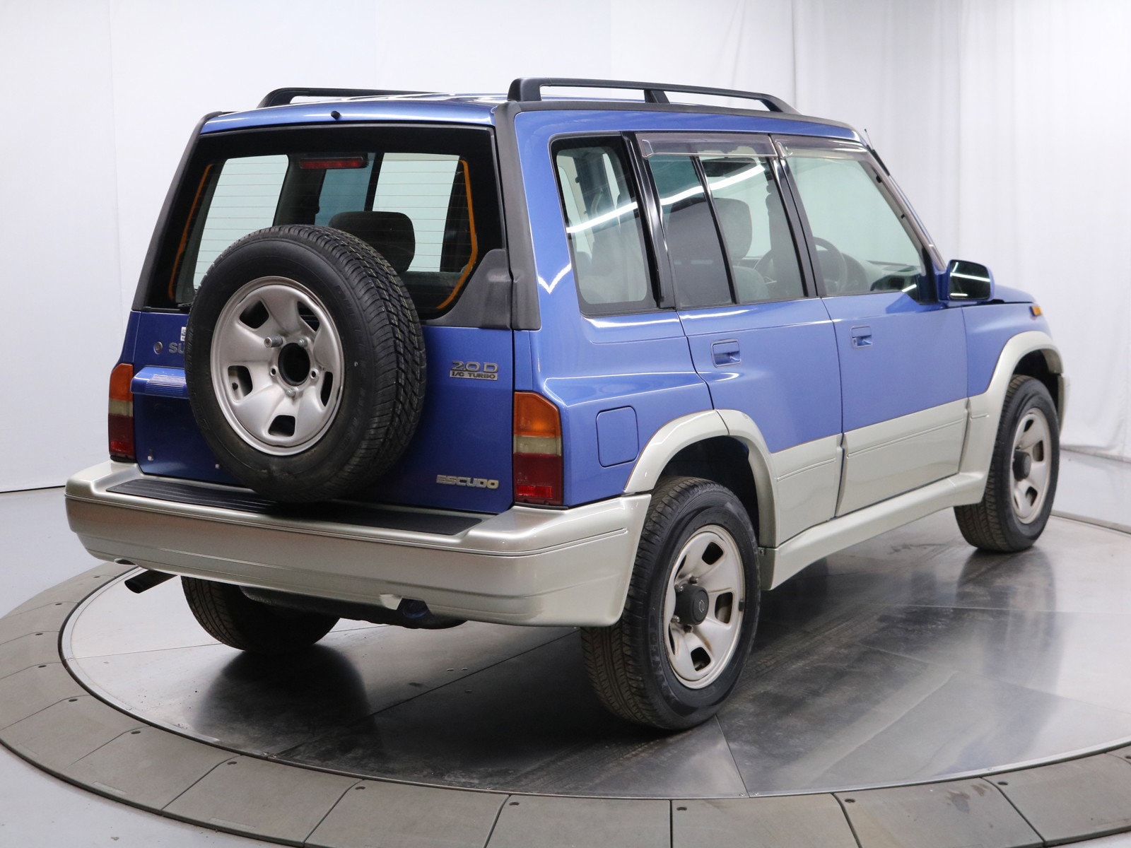 1997 Suzuki Escudo 7