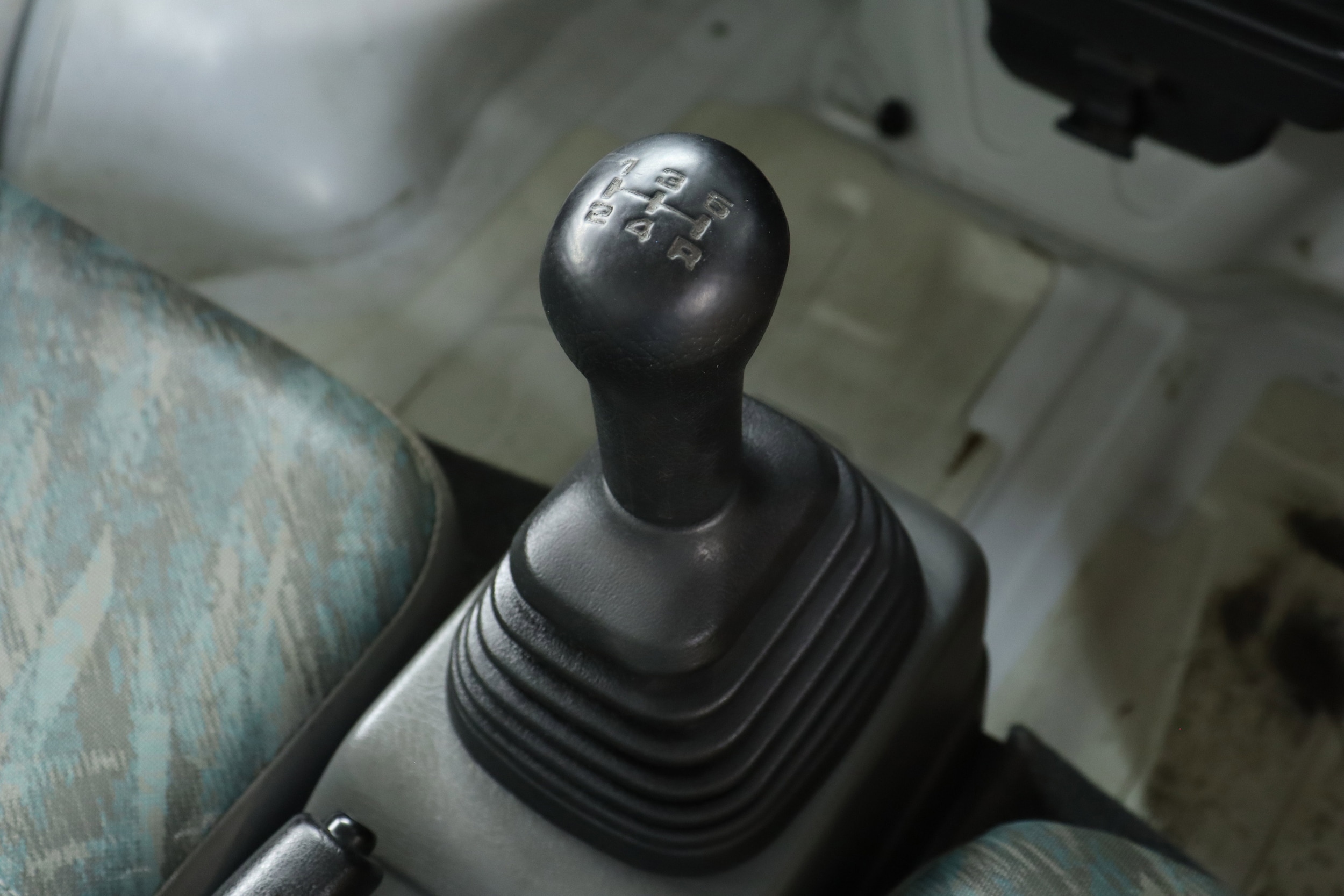 1999 Suzuki Carry 13