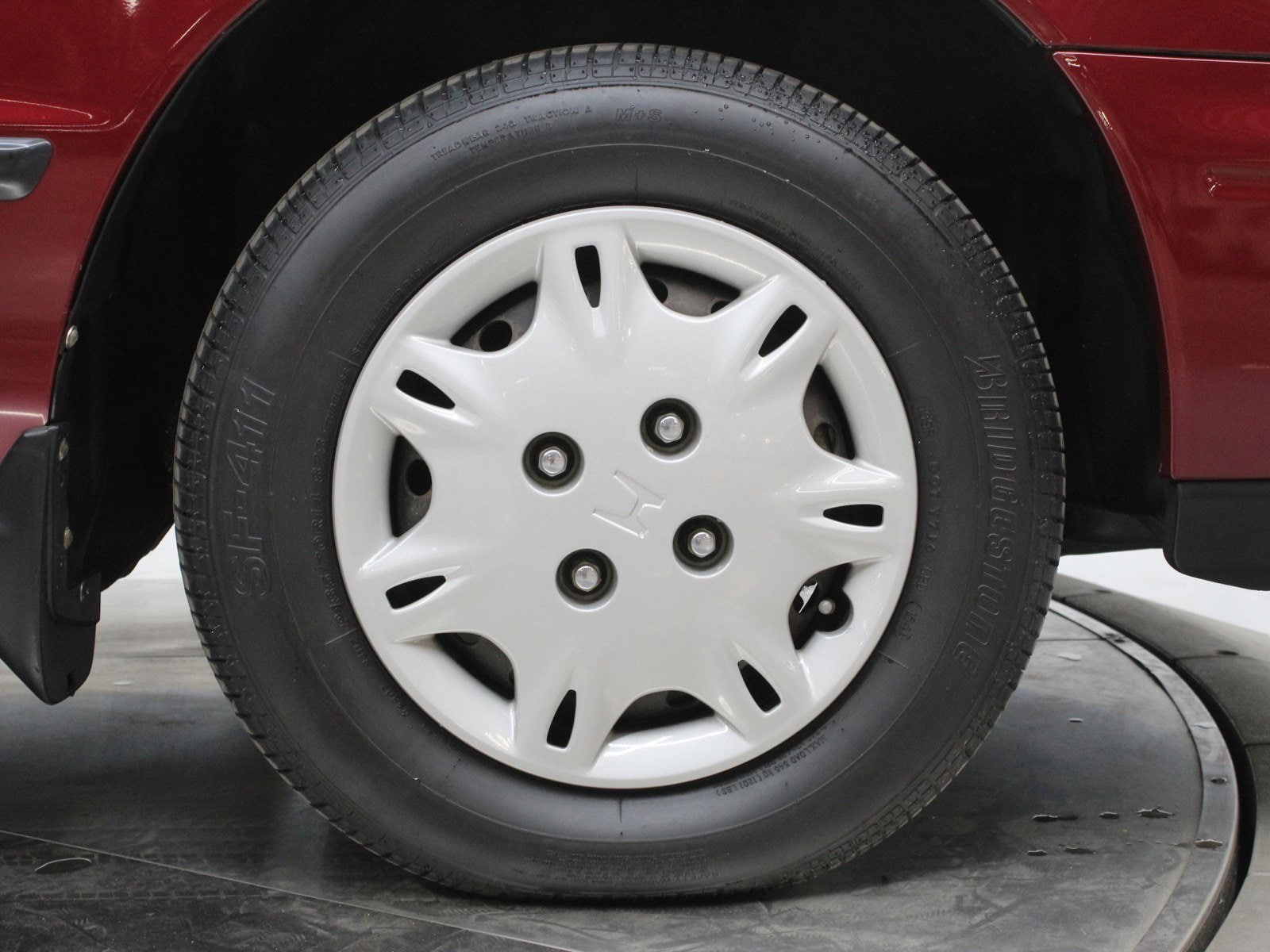1995 Honda Accord Sdn 29