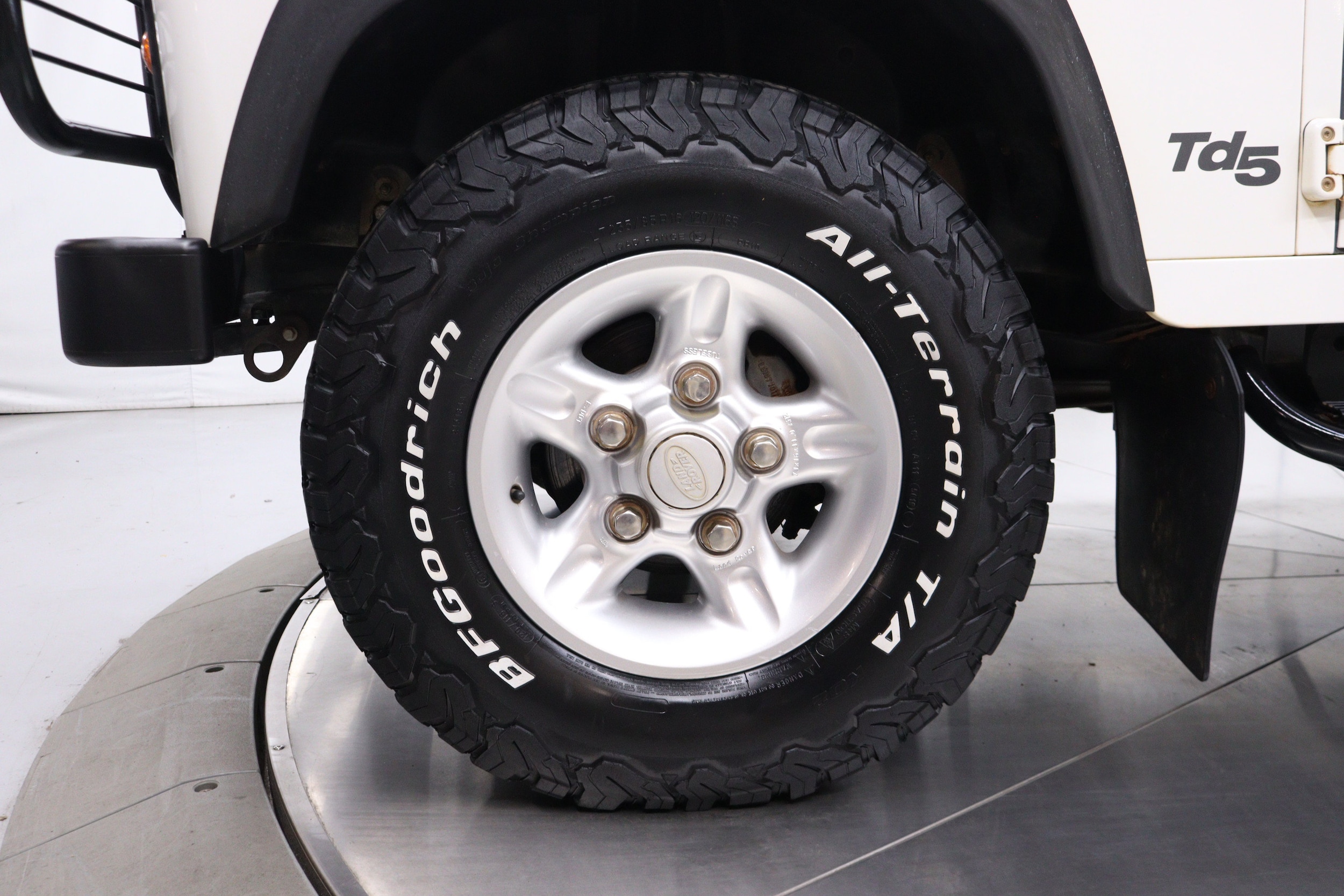 2001 Land Rover Defender 32