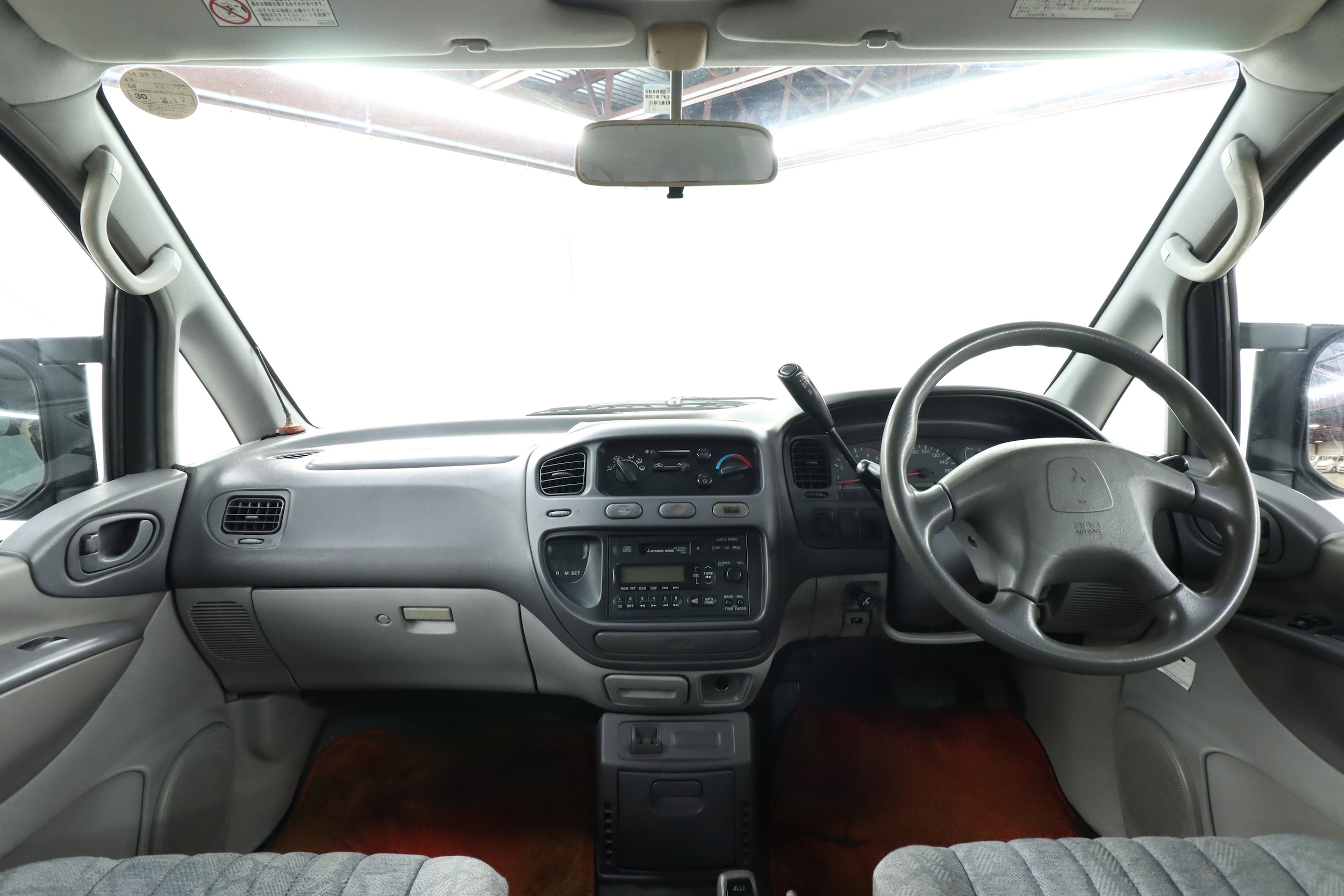 2000 Mitsubishi Delica 56