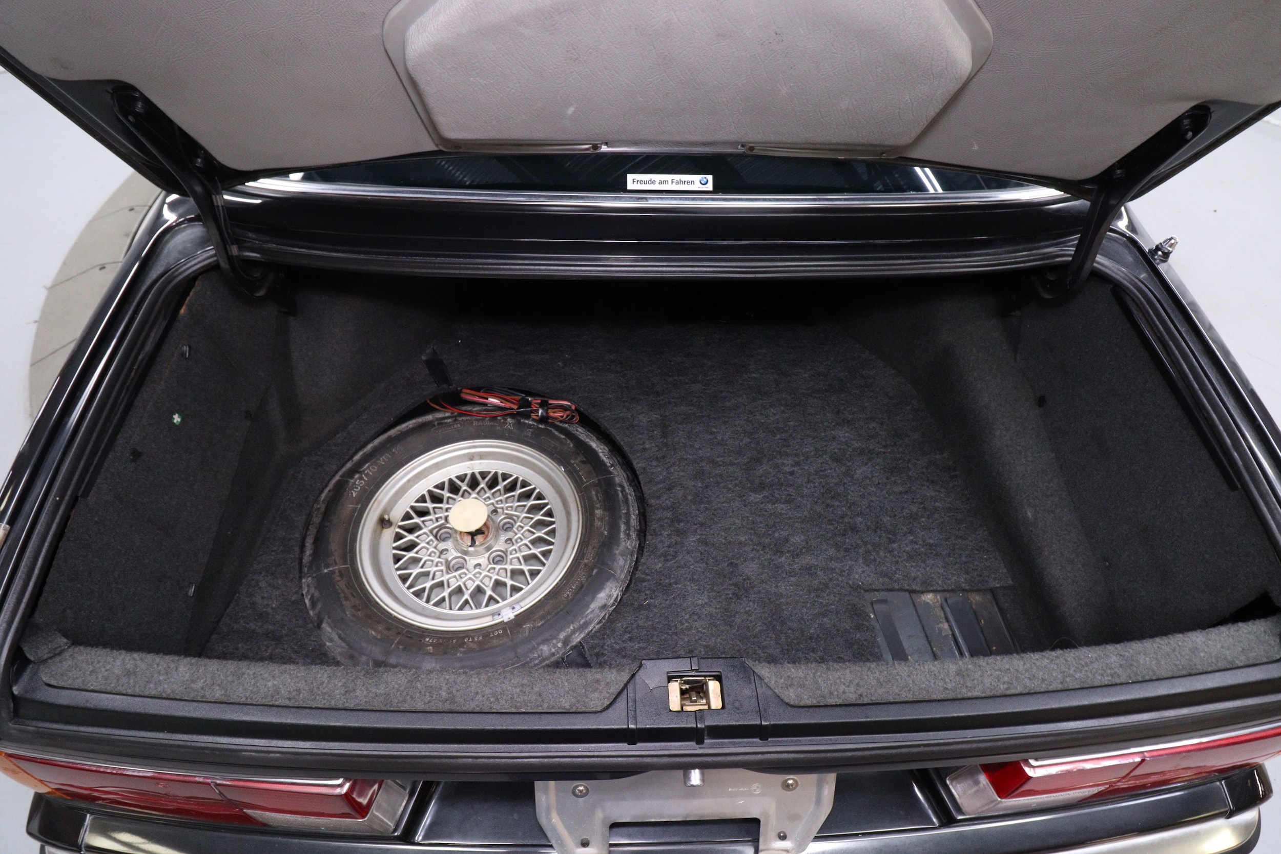 1989 BMW 635 Si 26