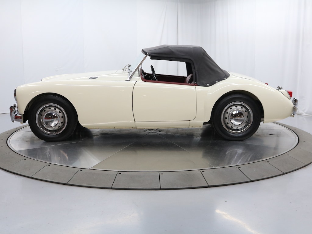 Used 1961 MG Roadster Roadster