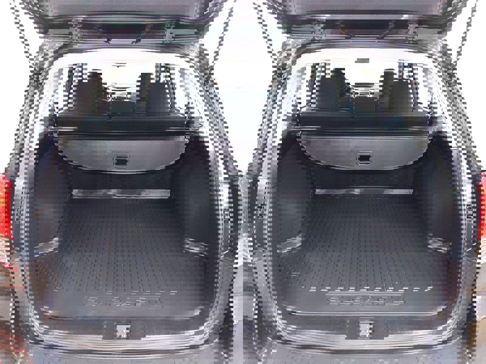 2012 Subaru Outback 26