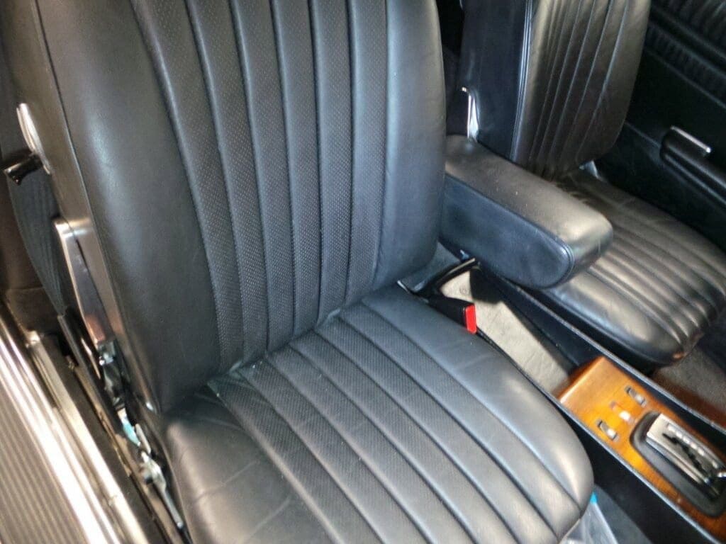 1982 Mercedes-Benz 380 SL 13
