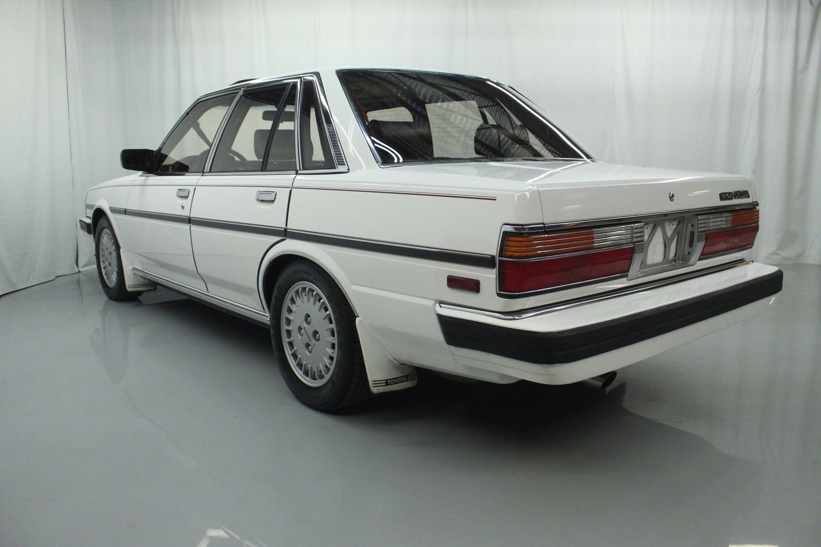 1986 Toyota Cressida 5