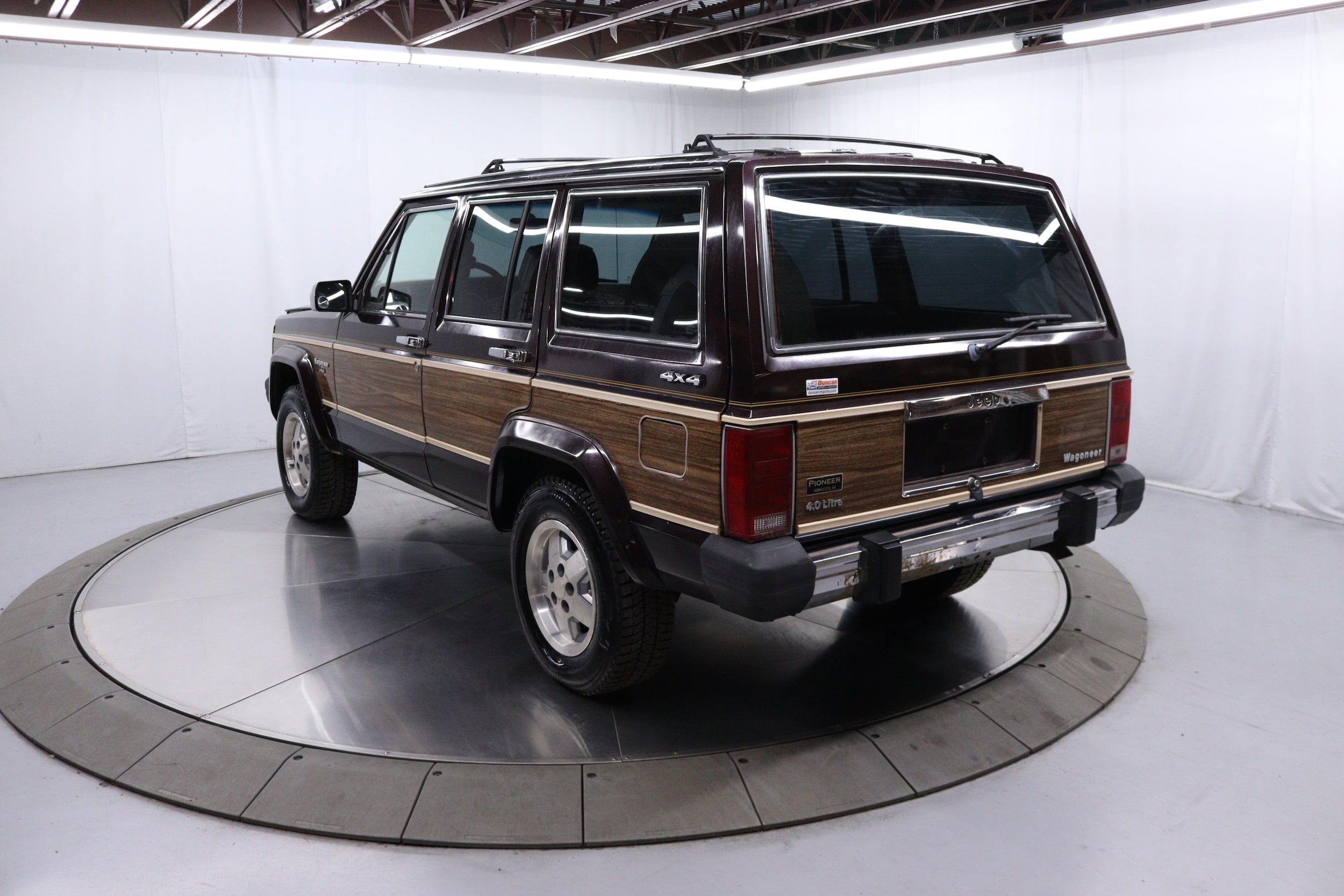 1989 Jeep Wagoneer Limited 5