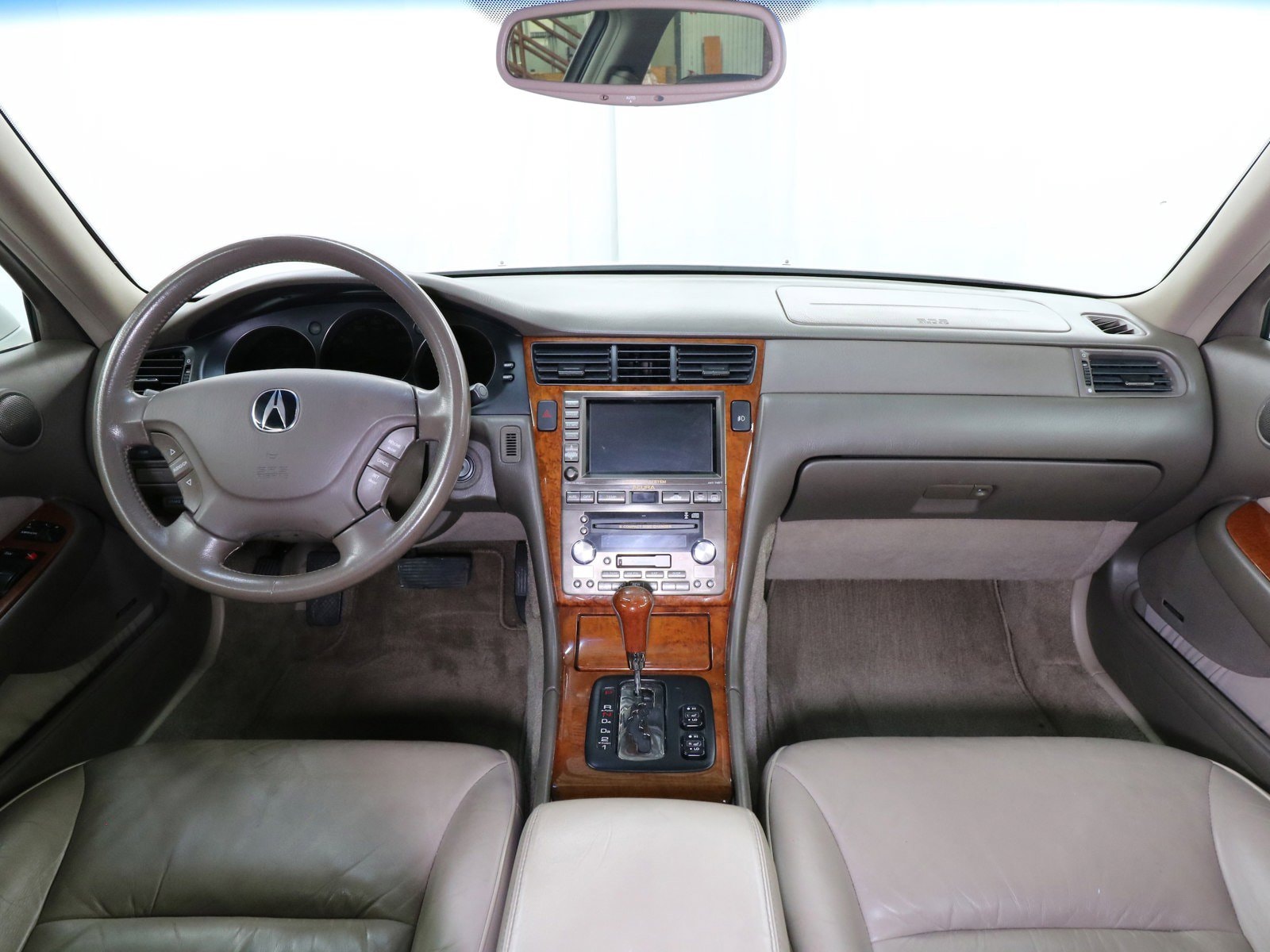 2004 Acura RL 42