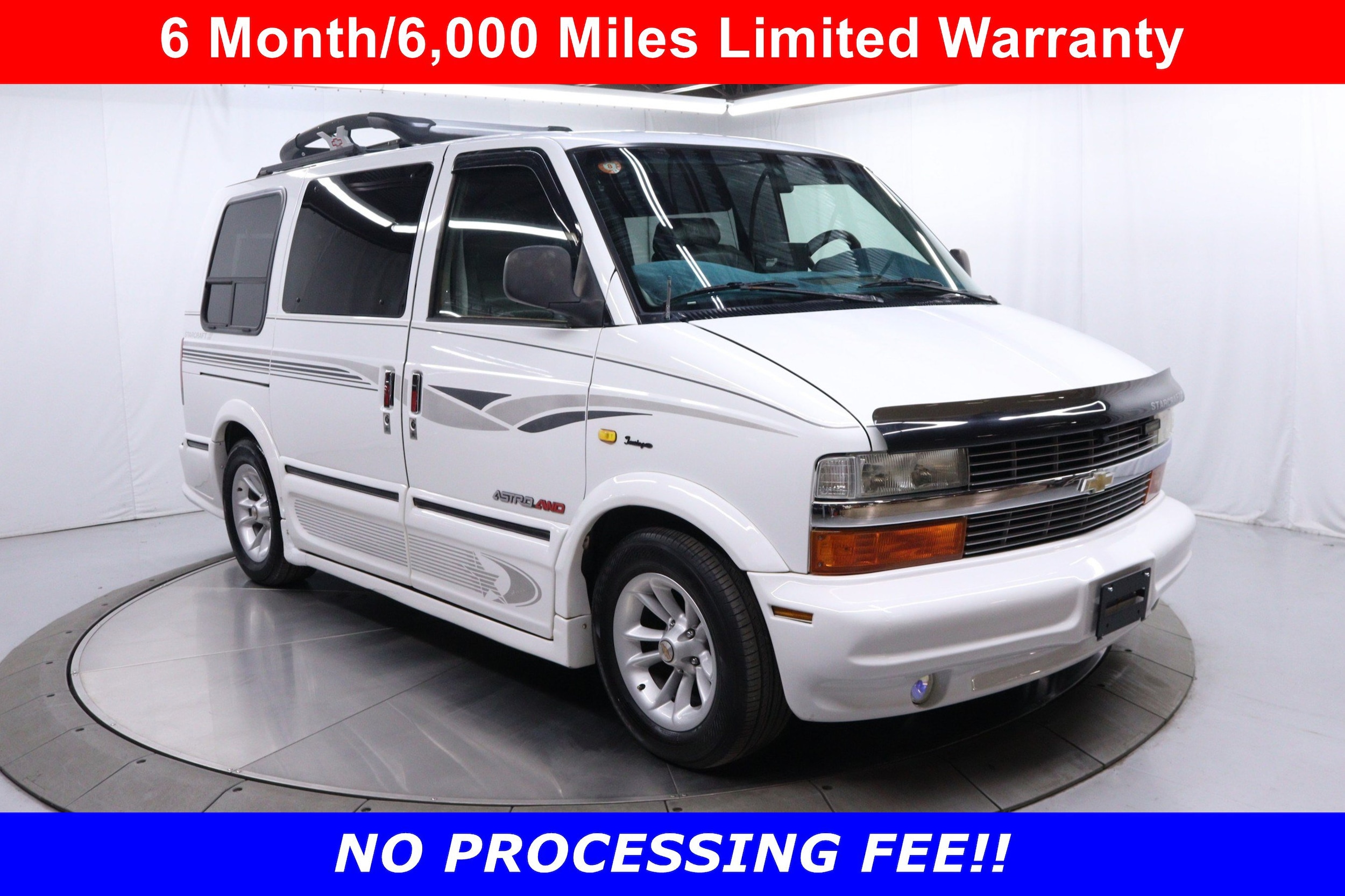 2001 Chevrolet Astro Cargo Van 1