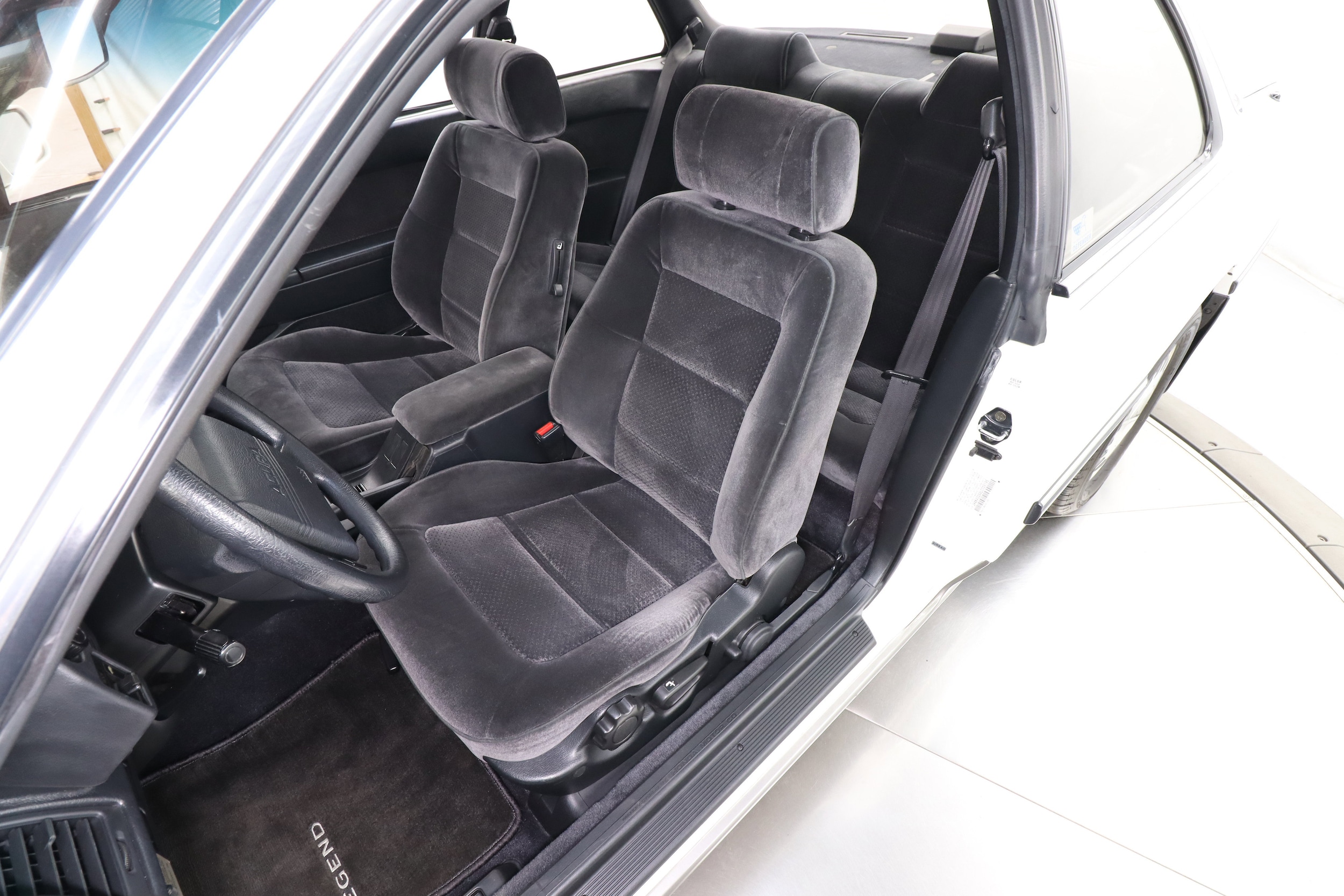 1990 Acura Legend 21