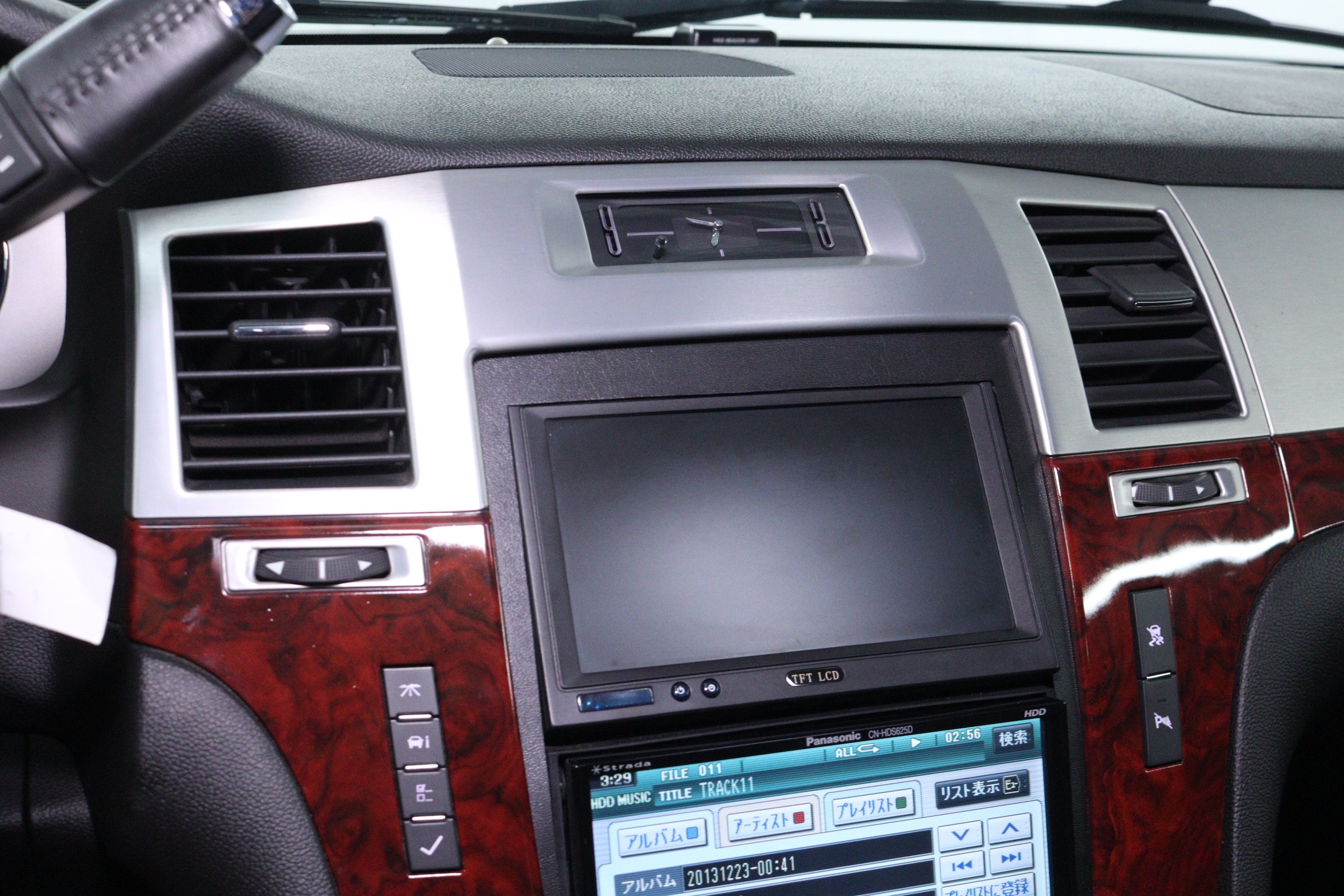 2007 Cadillac Escalade 14