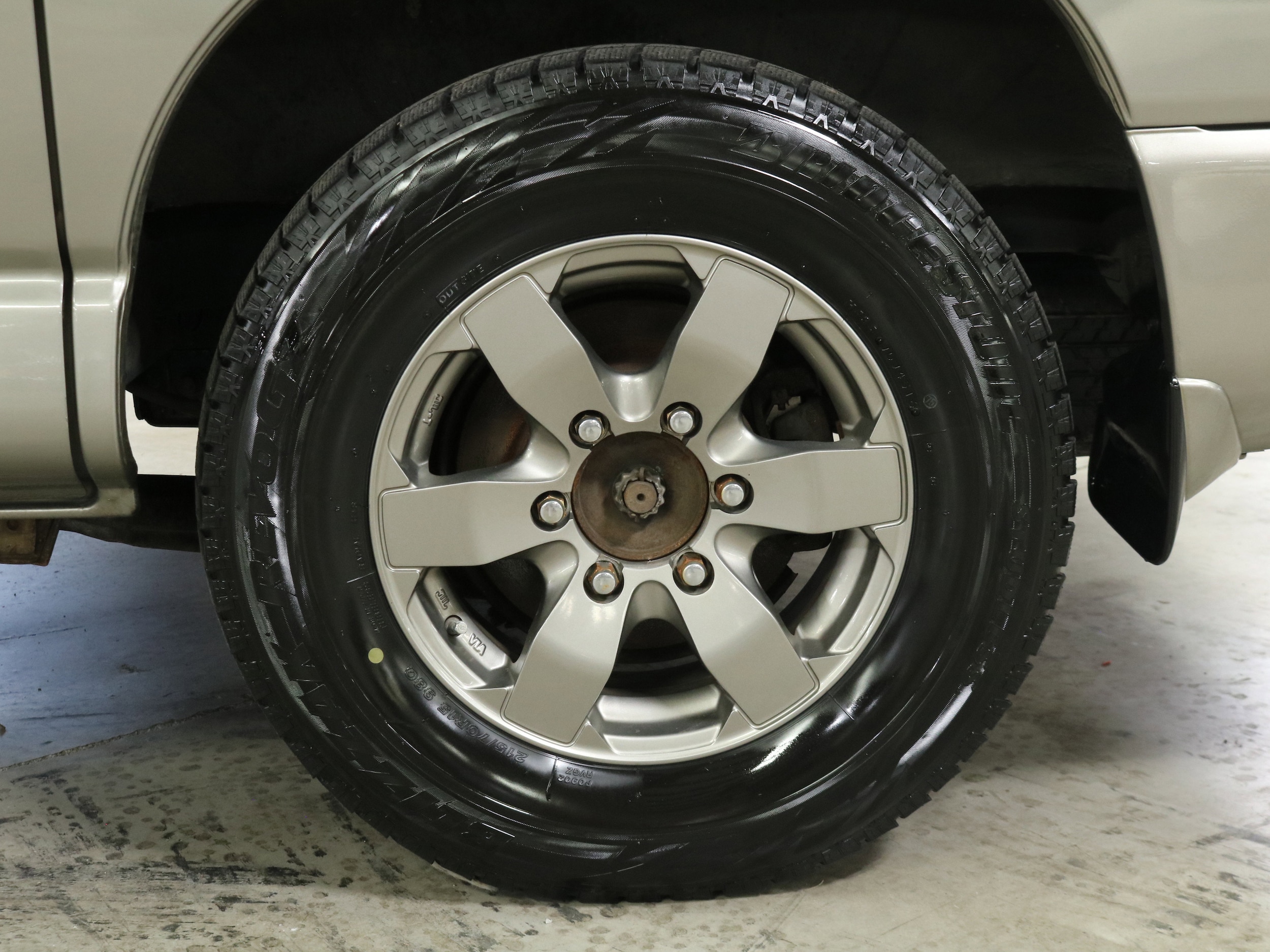 2000 Toyota Grand Hiace 32
