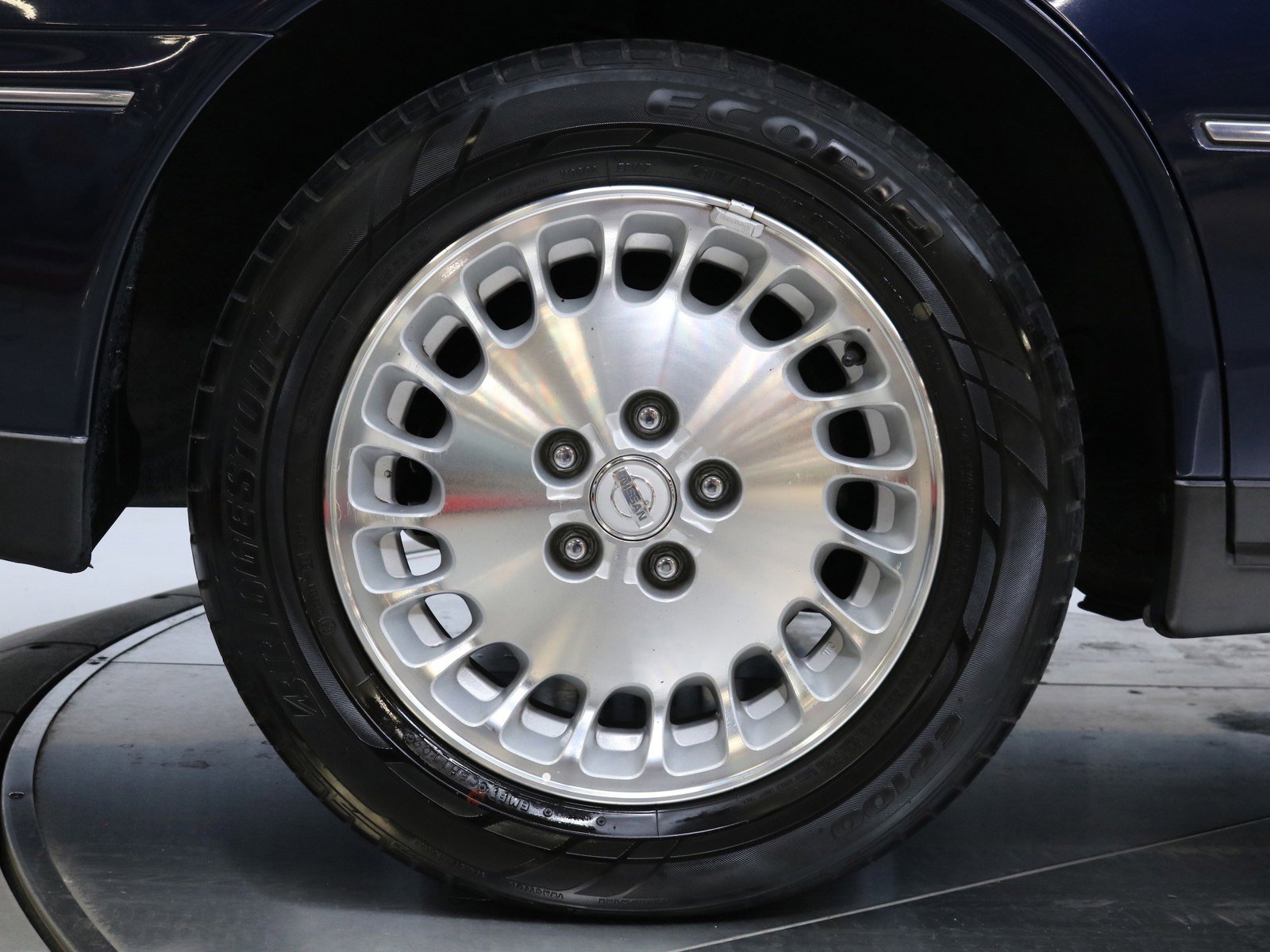 1998 Nissan Cima 31