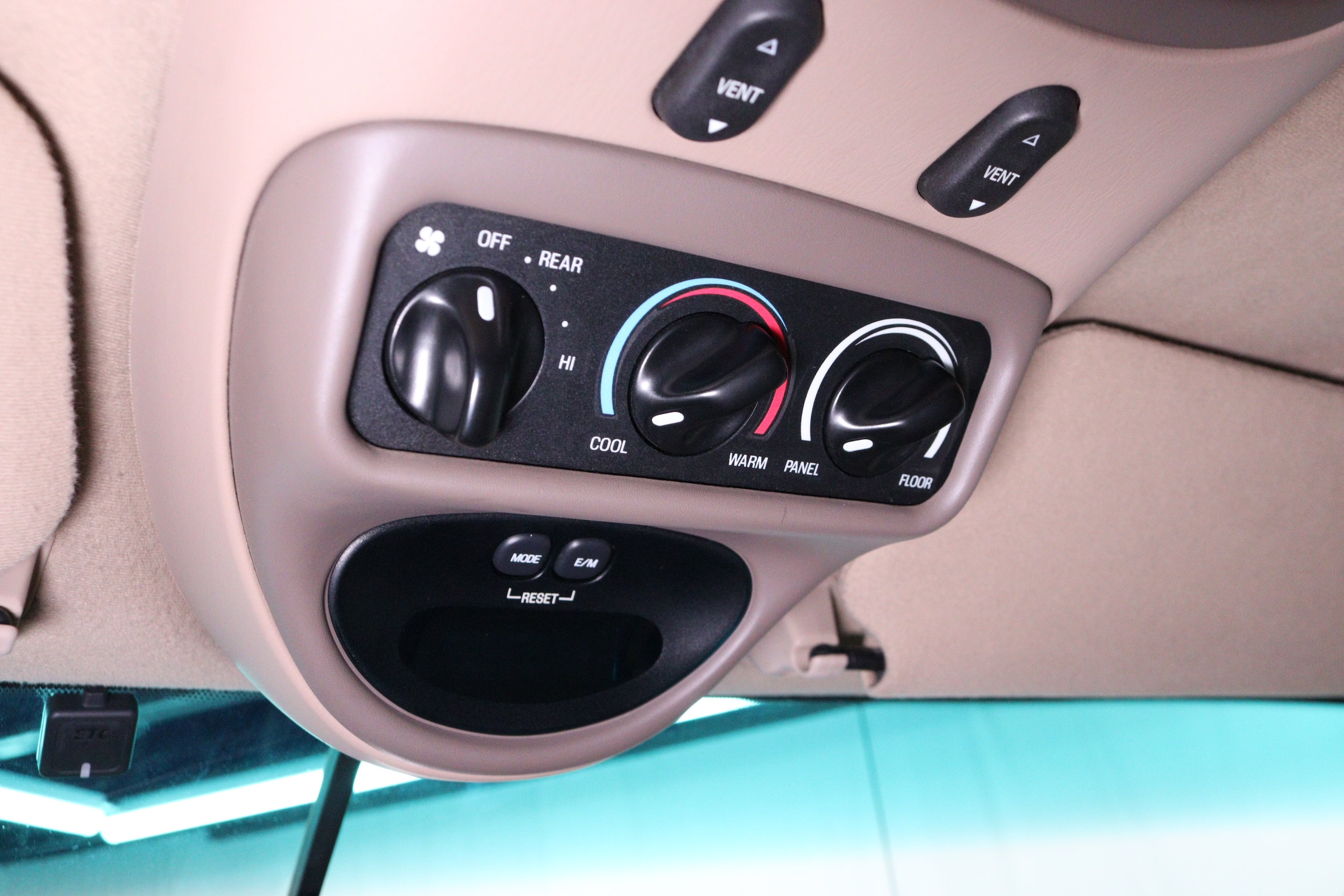 1998 Lincoln Navigator 141