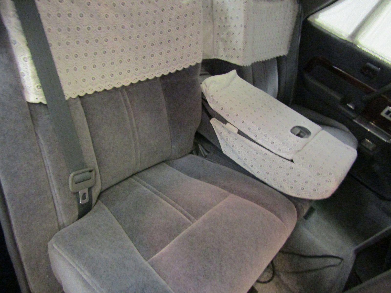 1993 Toyota Century 12
