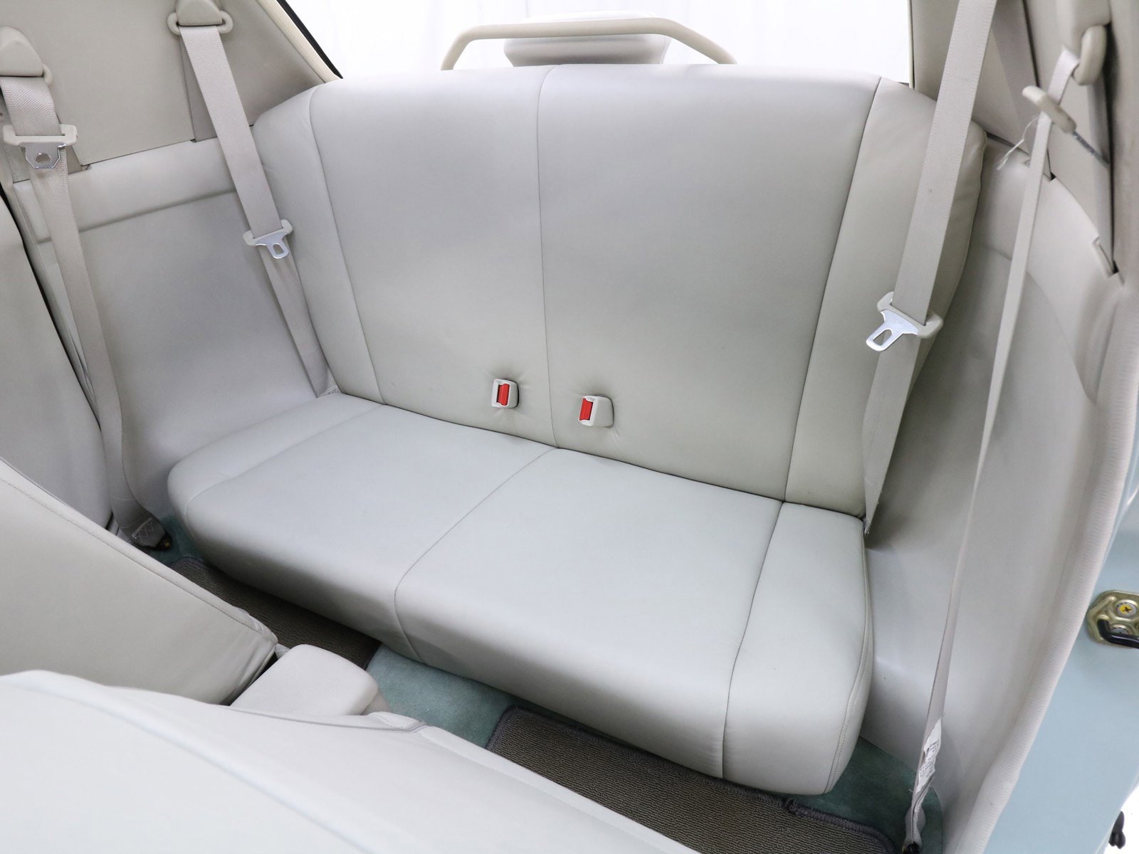 1993 Nissan Figaro 19