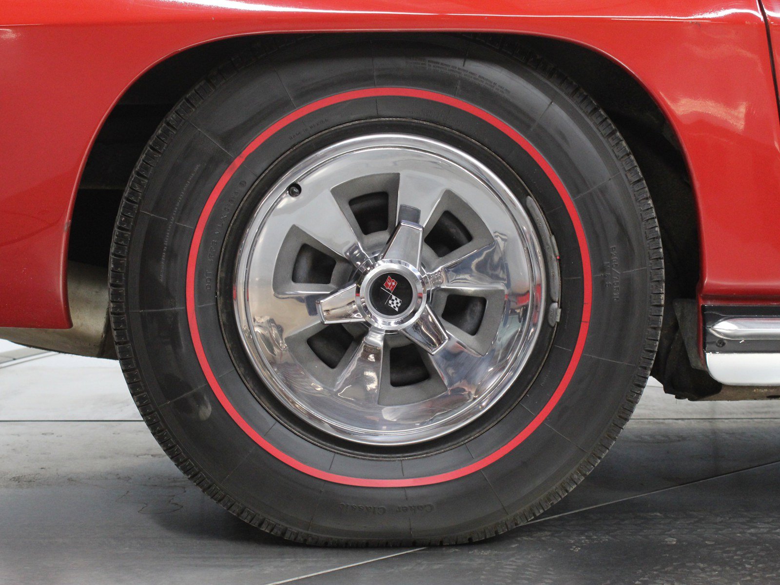 1965 Chevrolet Corvette 73
