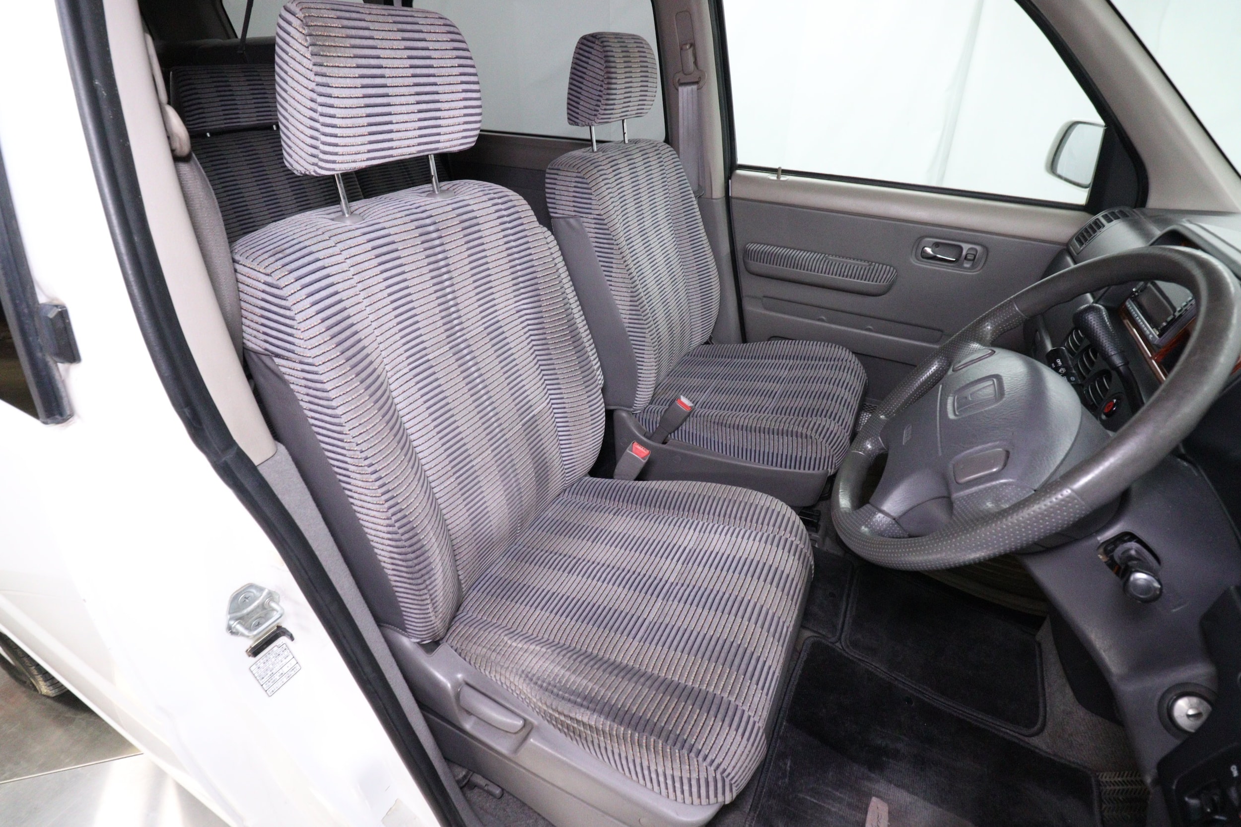 1997 Honda Stepwgn 16