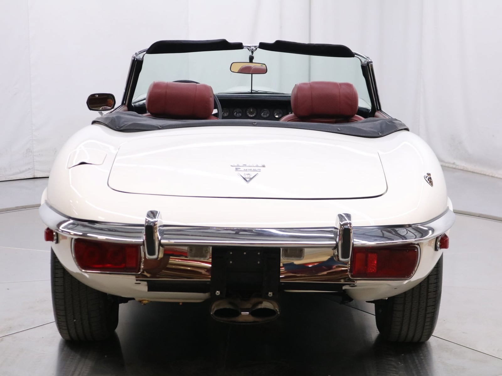 1974 Jaguar E-Type 41