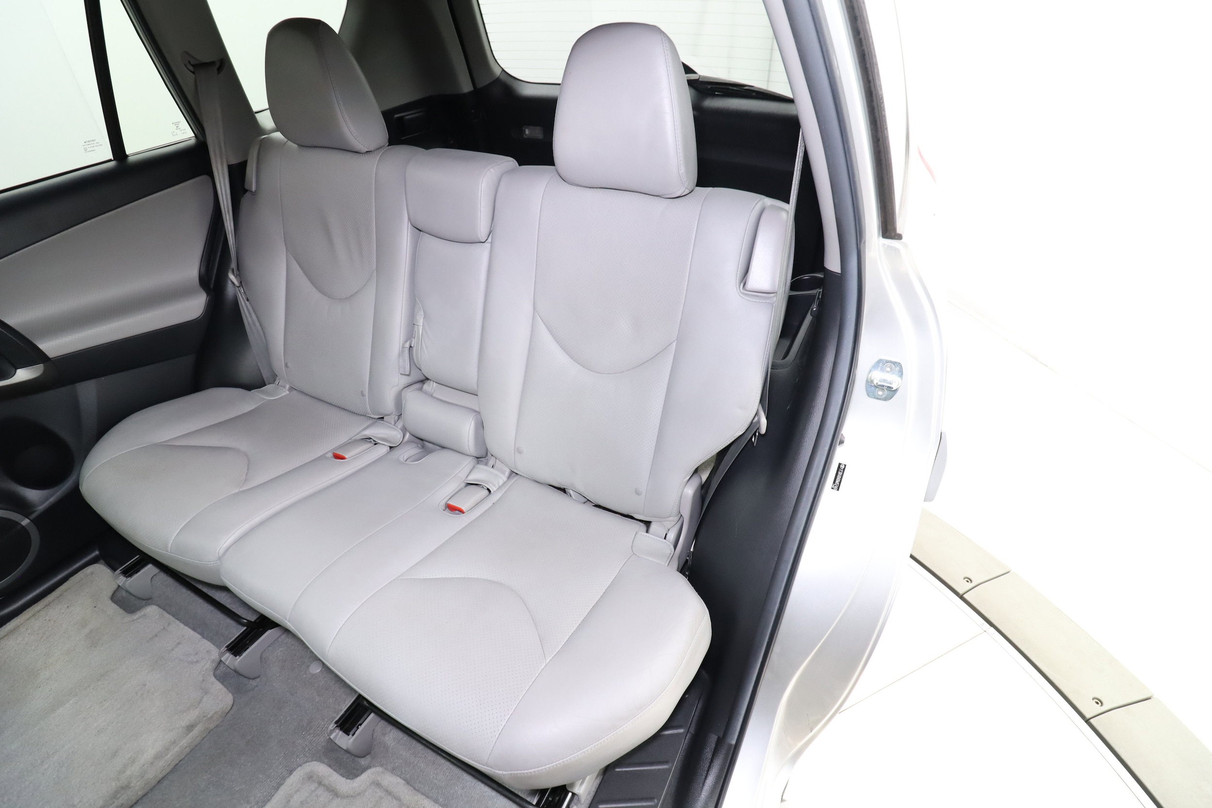 2011 Toyota RAV4 19