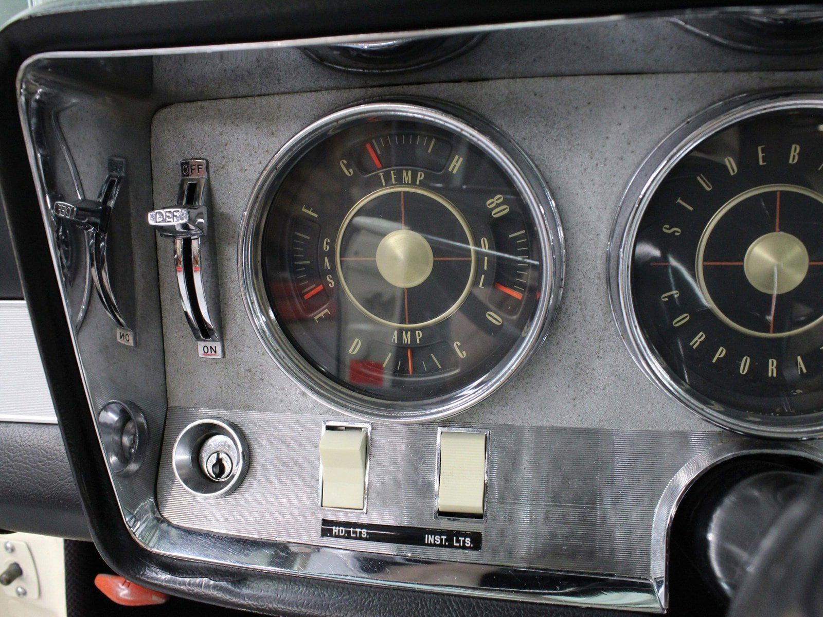 1963 Studebaker Lark 45