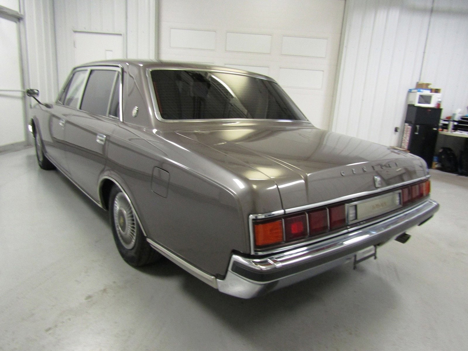 1992 Toyota Century 6