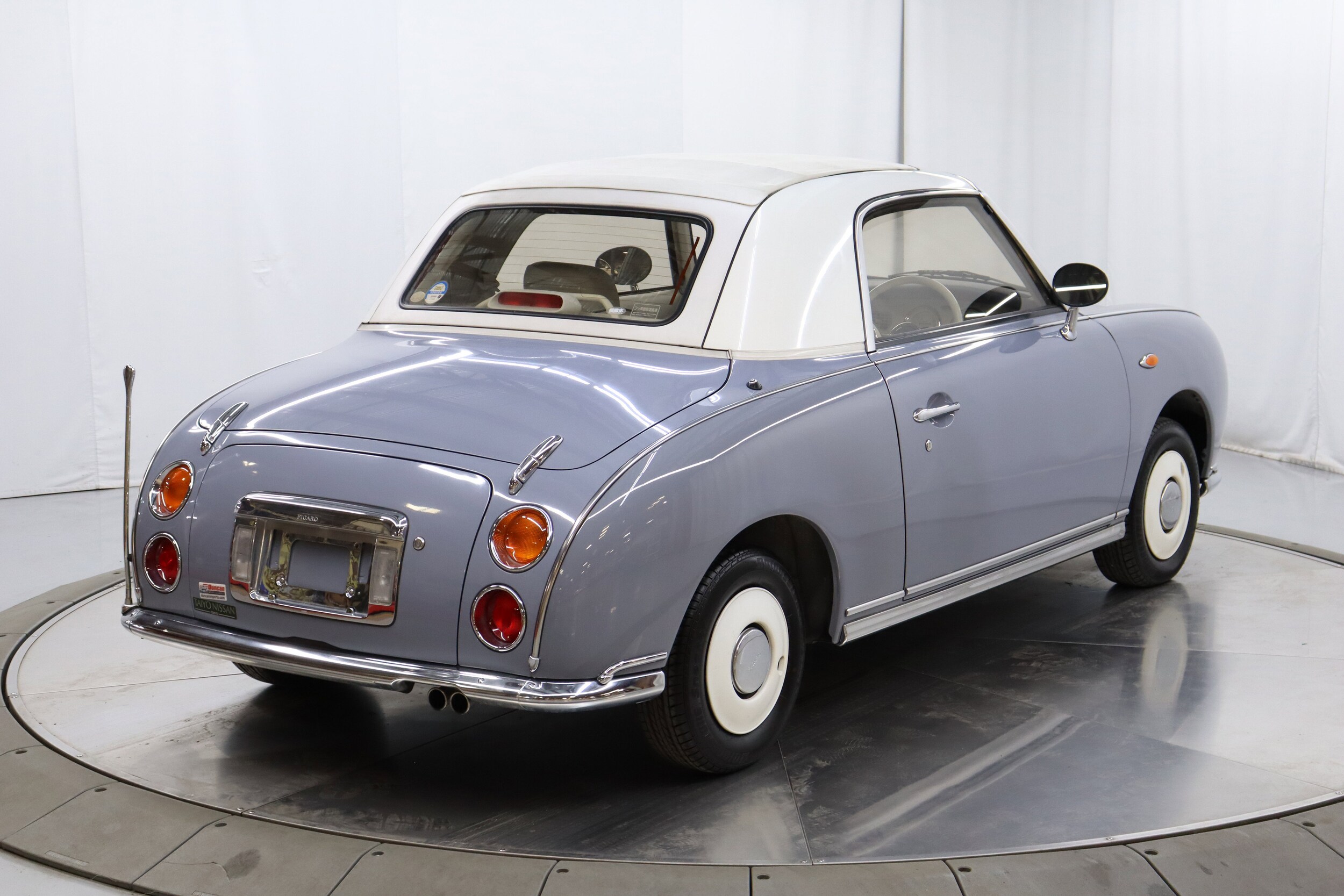 1991 Nissan Figaro 9