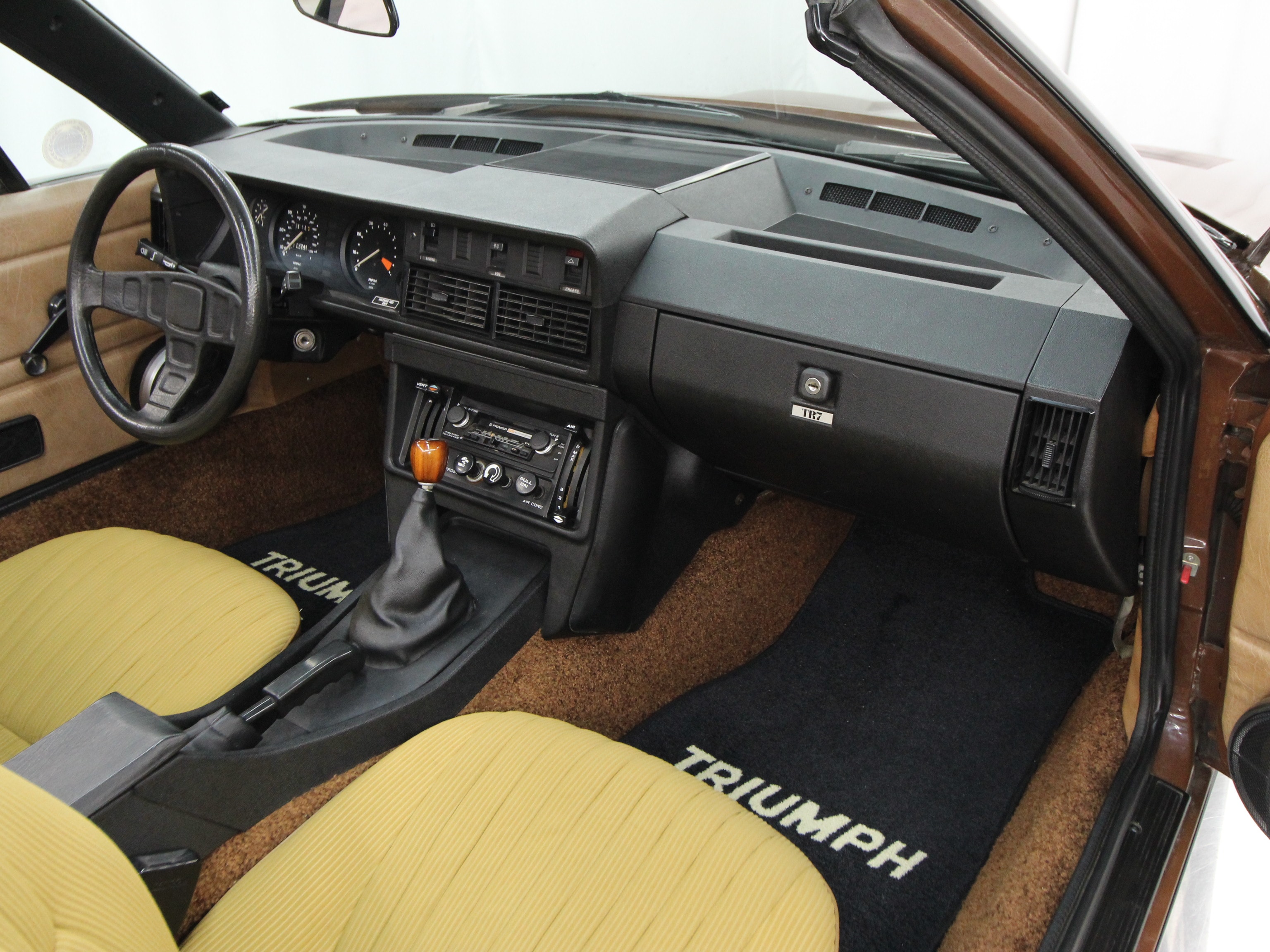 1980 Triumph TR7 15