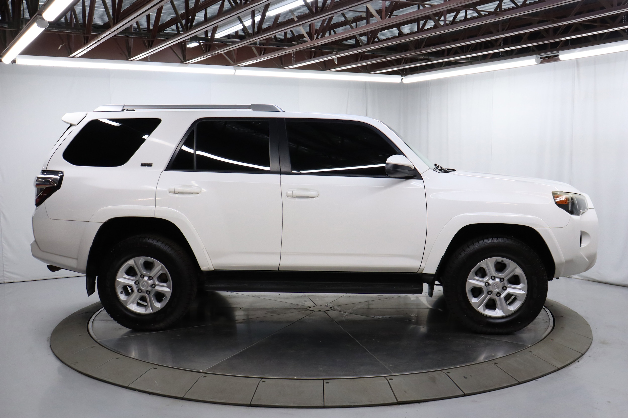 2014 Toyota 4Runner 8
