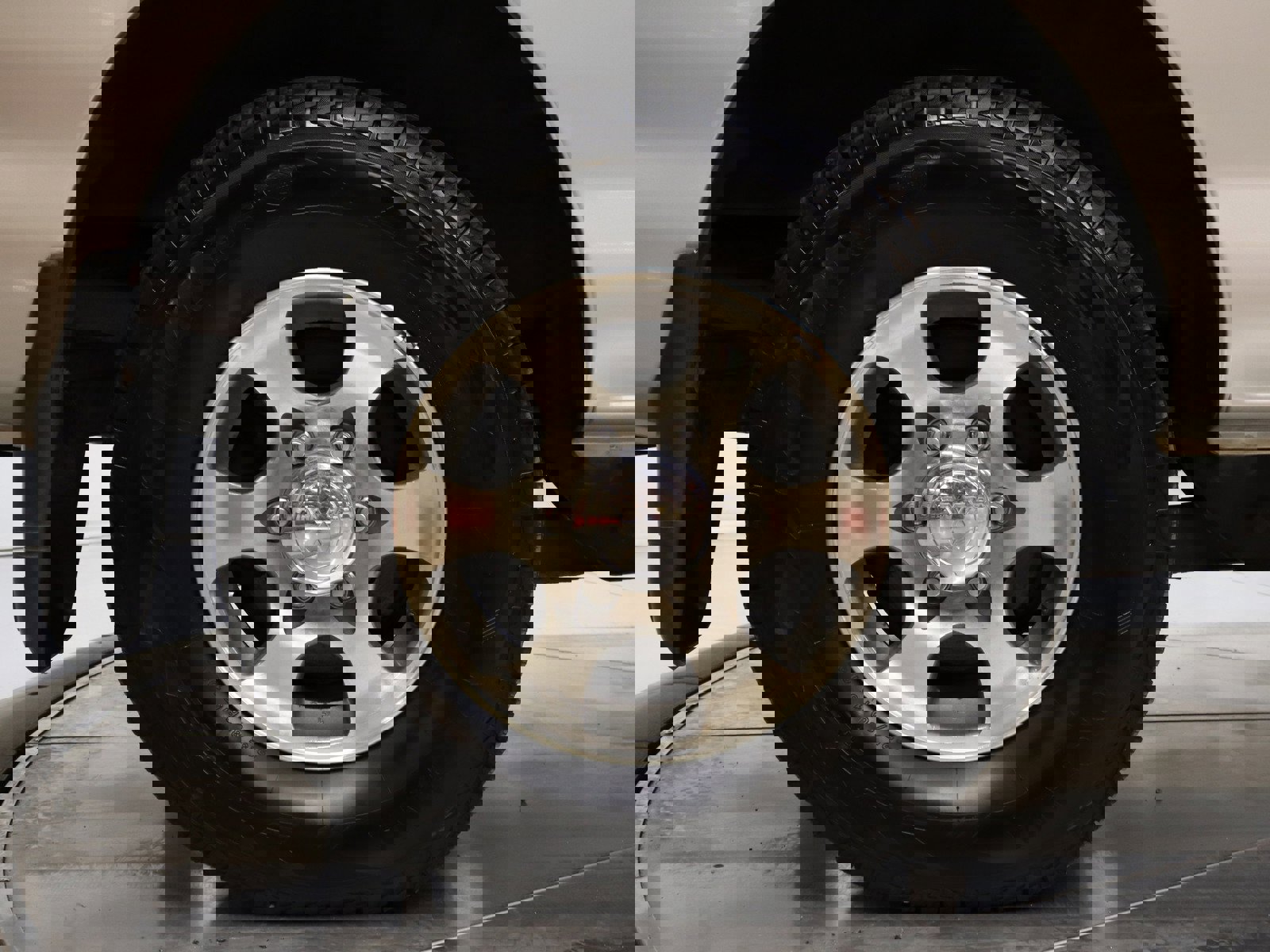1998 Mitsubishi Delica 31
