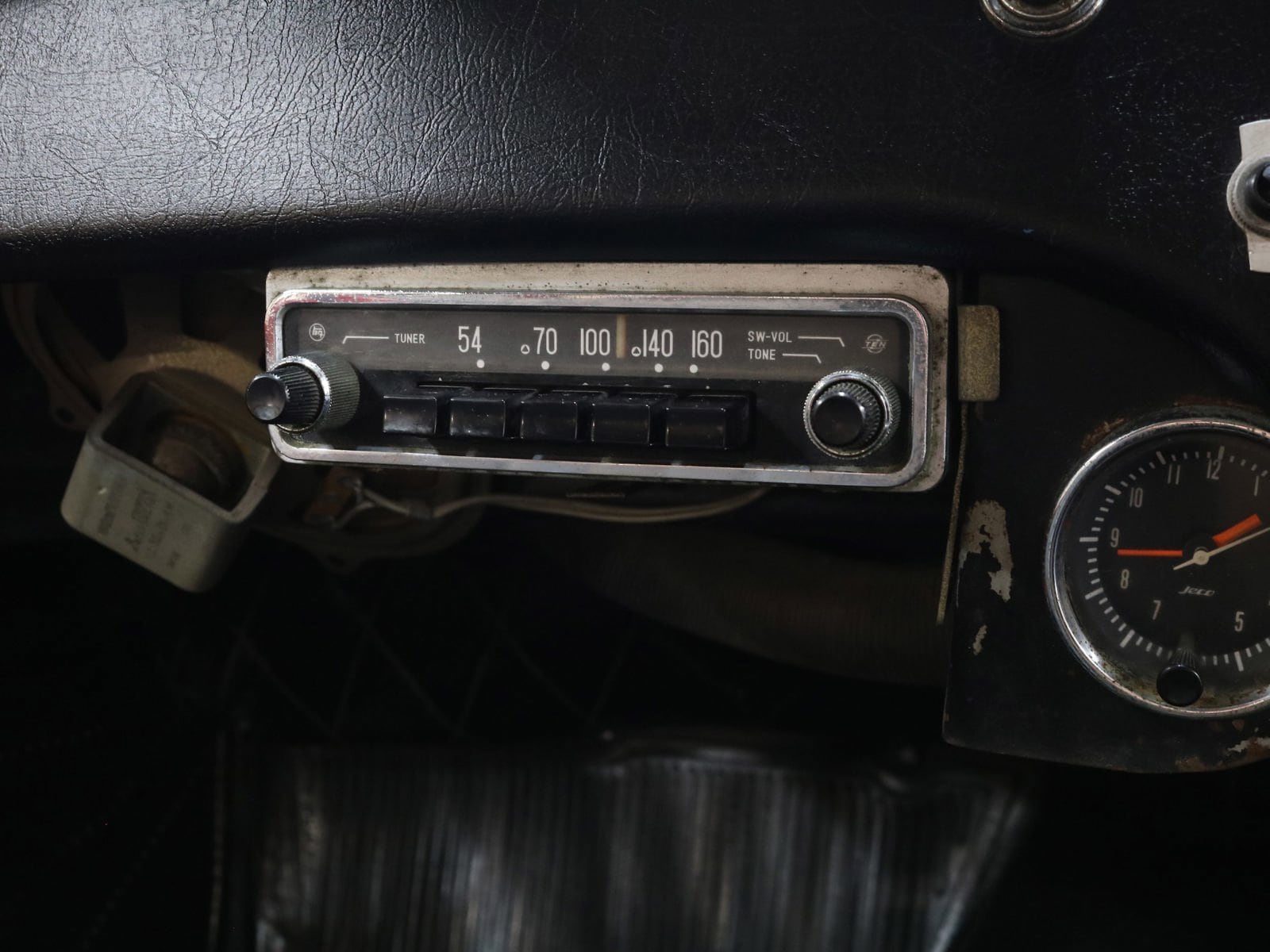 1968 Toyota Sports 800 15
