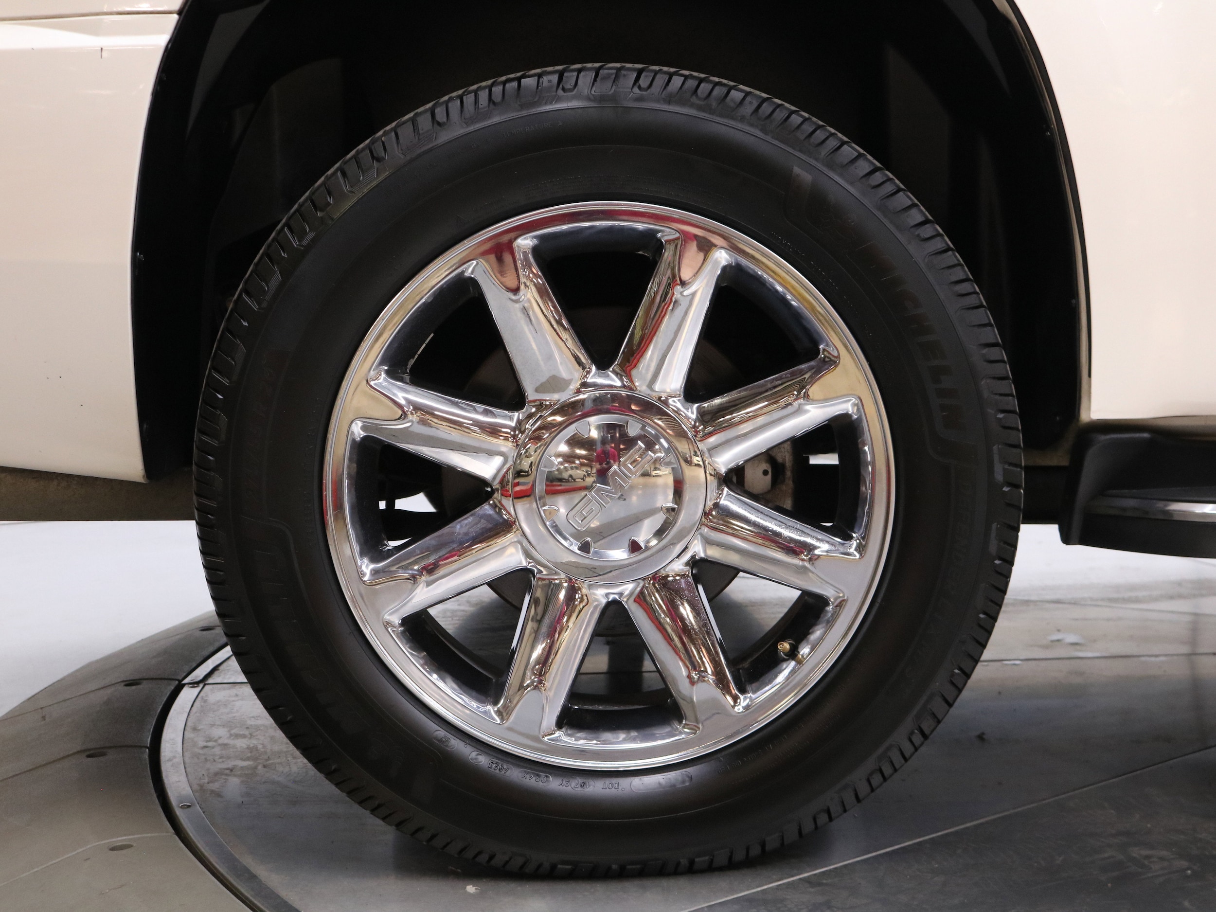 2013 GMC Yukon 32