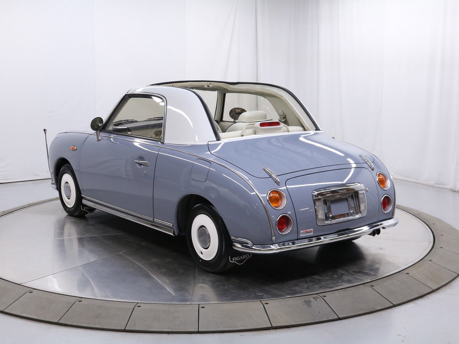 1991 Nissan Figaro 9