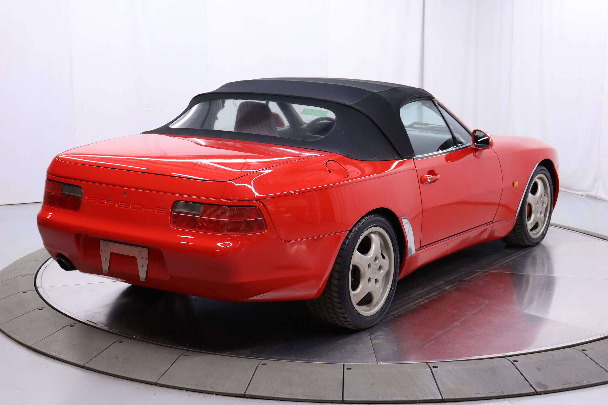 1992 Porsche 968 9