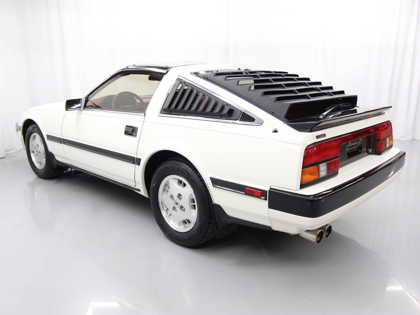 1985 Nissan 300ZX 6