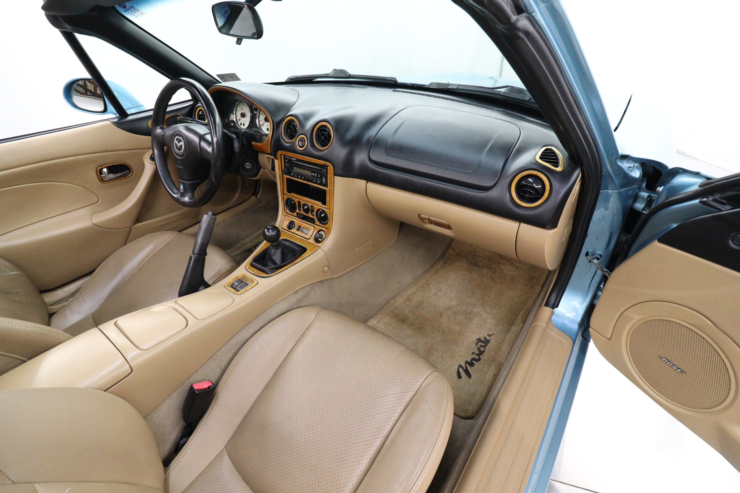 2001 Mazda MX-5 Miata 23