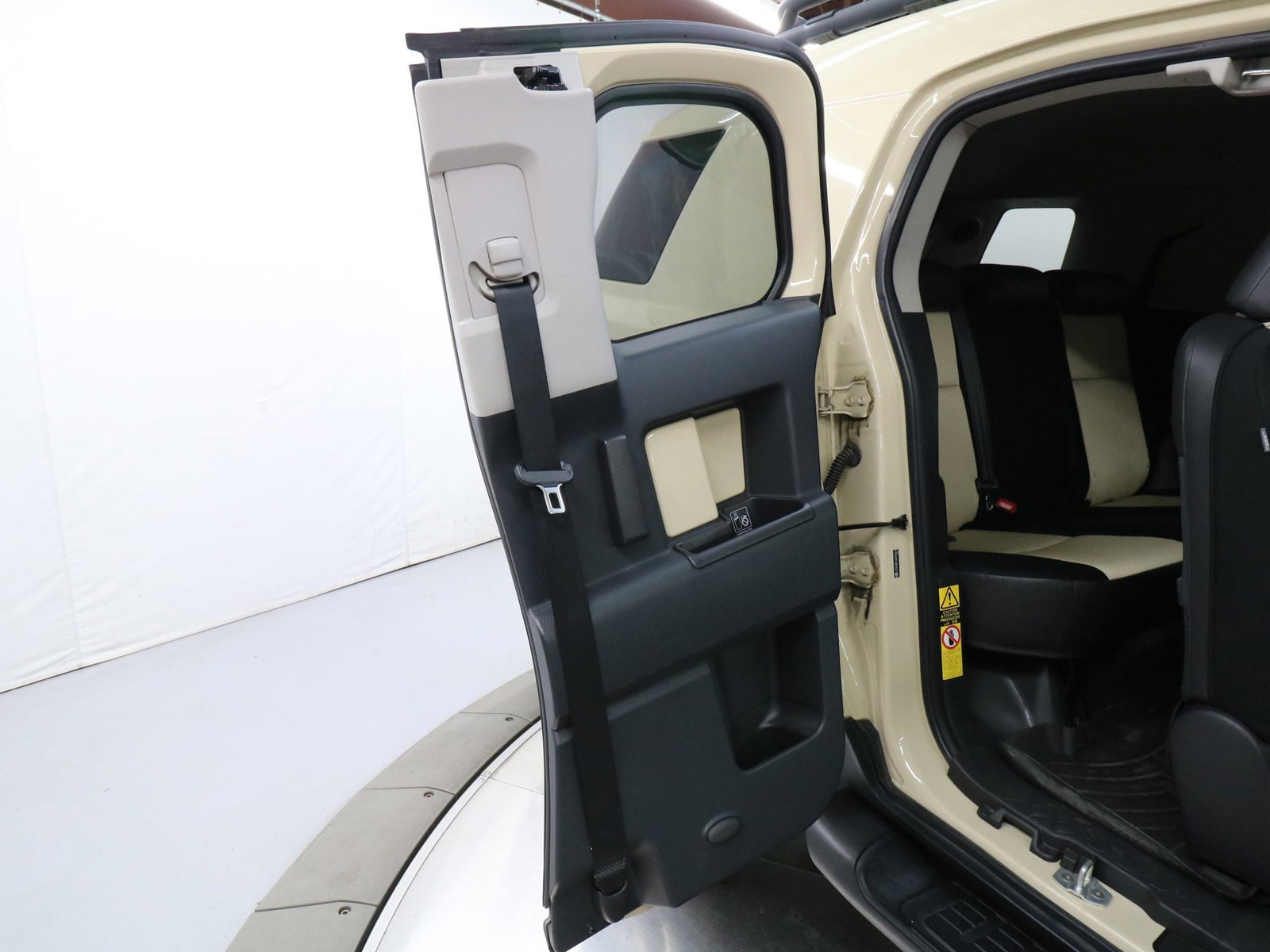 2010 Toyota FJ Cruiser 22