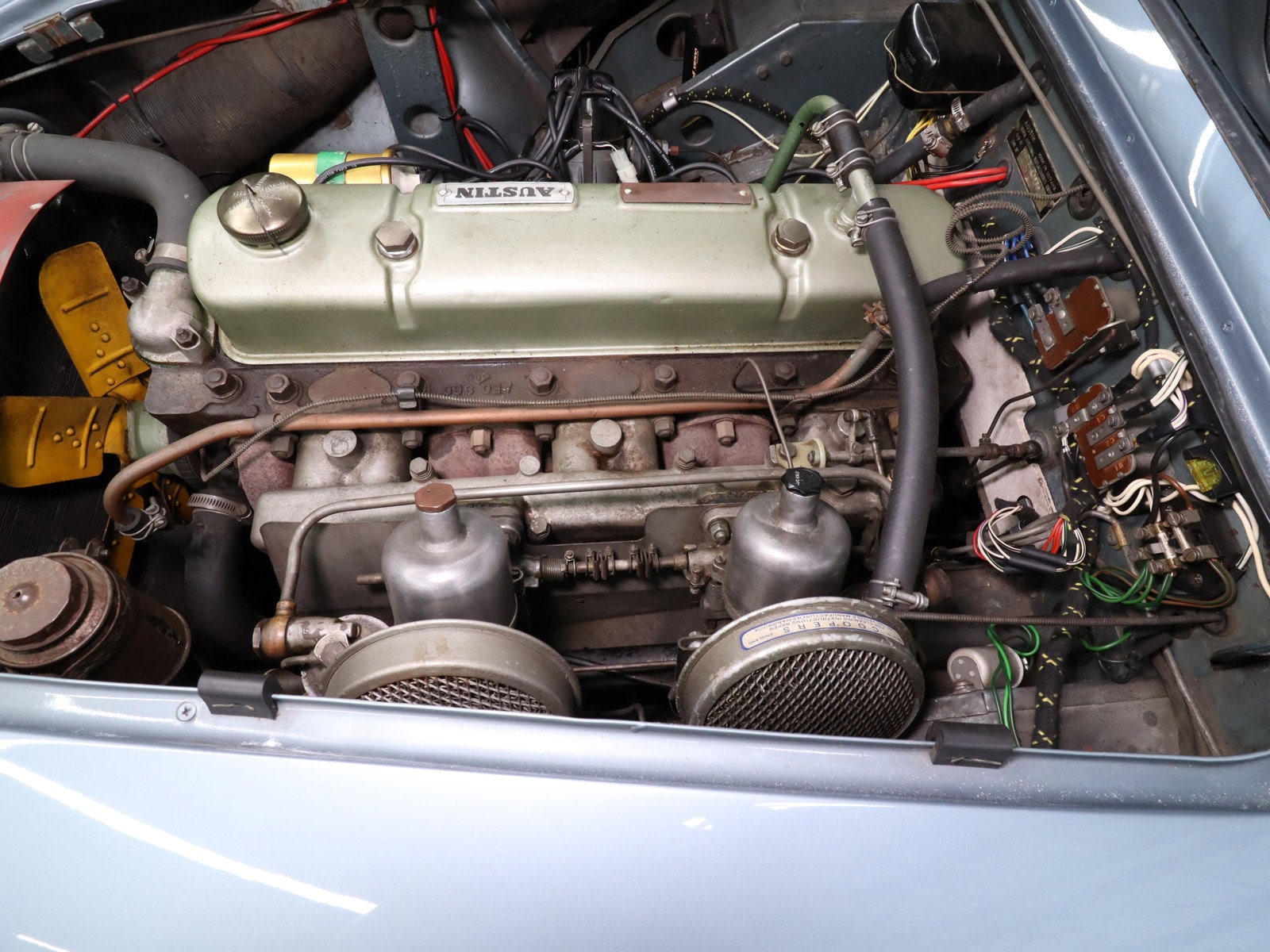 1960 Austin Healey 3000 37