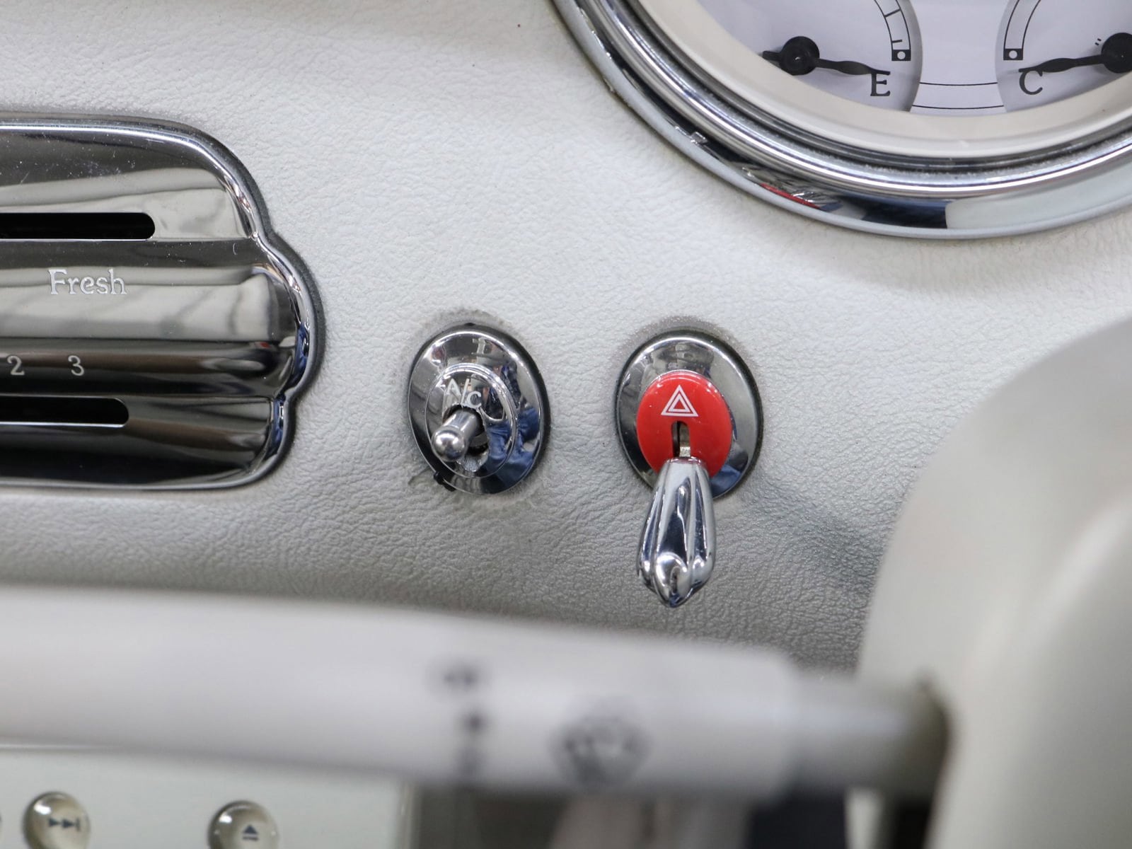 1992 Nissan Figaro 44