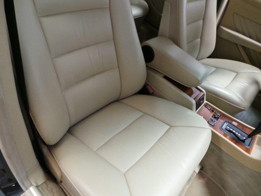 1991 Mercedes-Benz 300 SEL 14