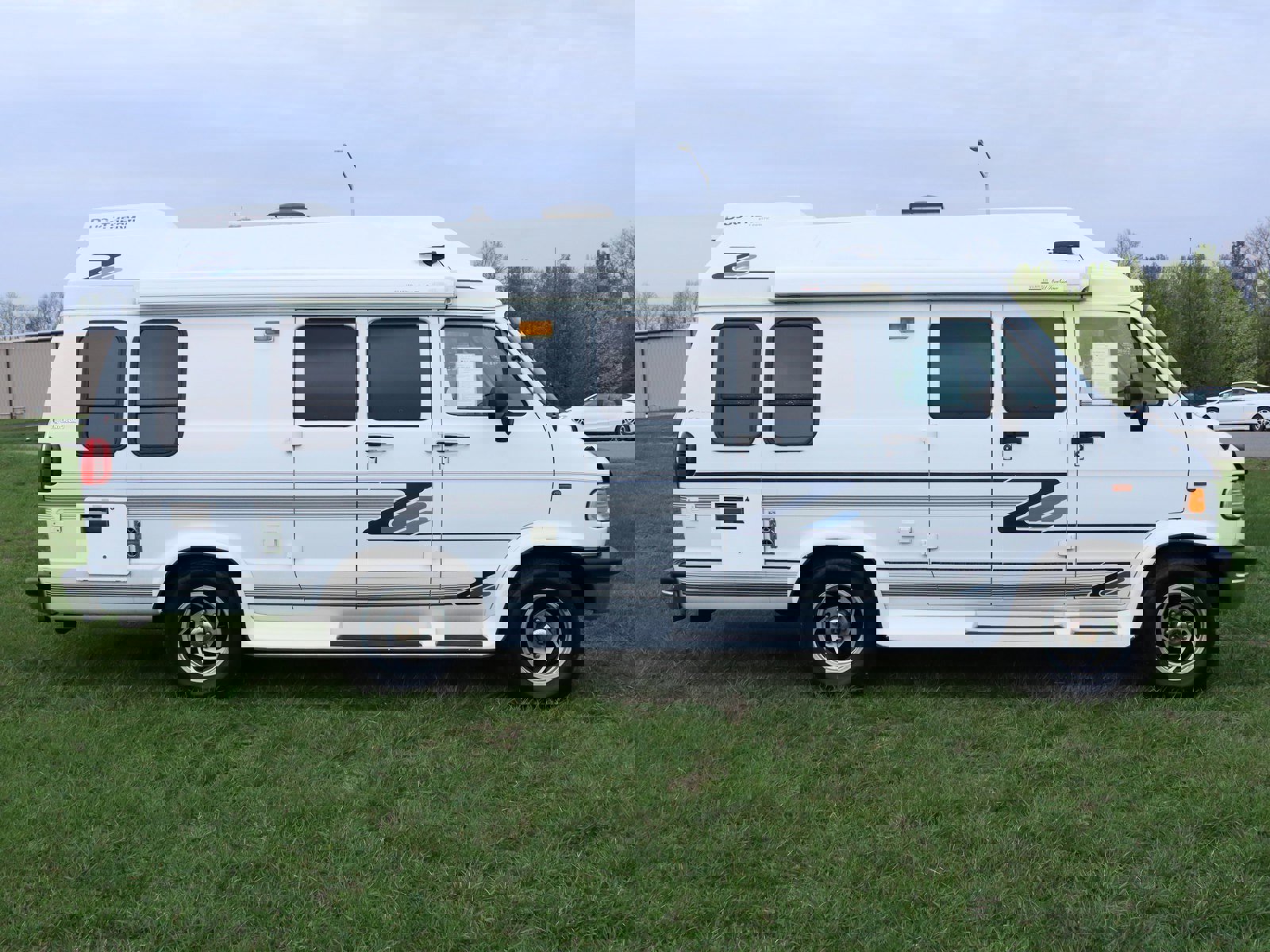 1996 Dodge Ram Van 8
