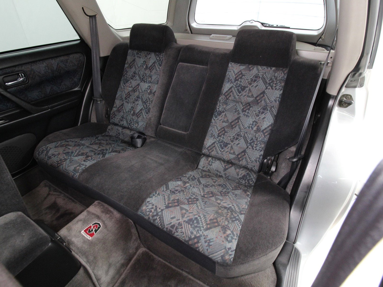 1997 Nissan Stagea 18