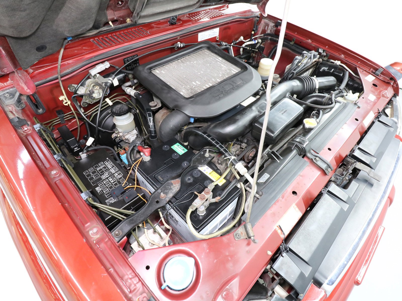 1998 Isuzu Bighorn 27